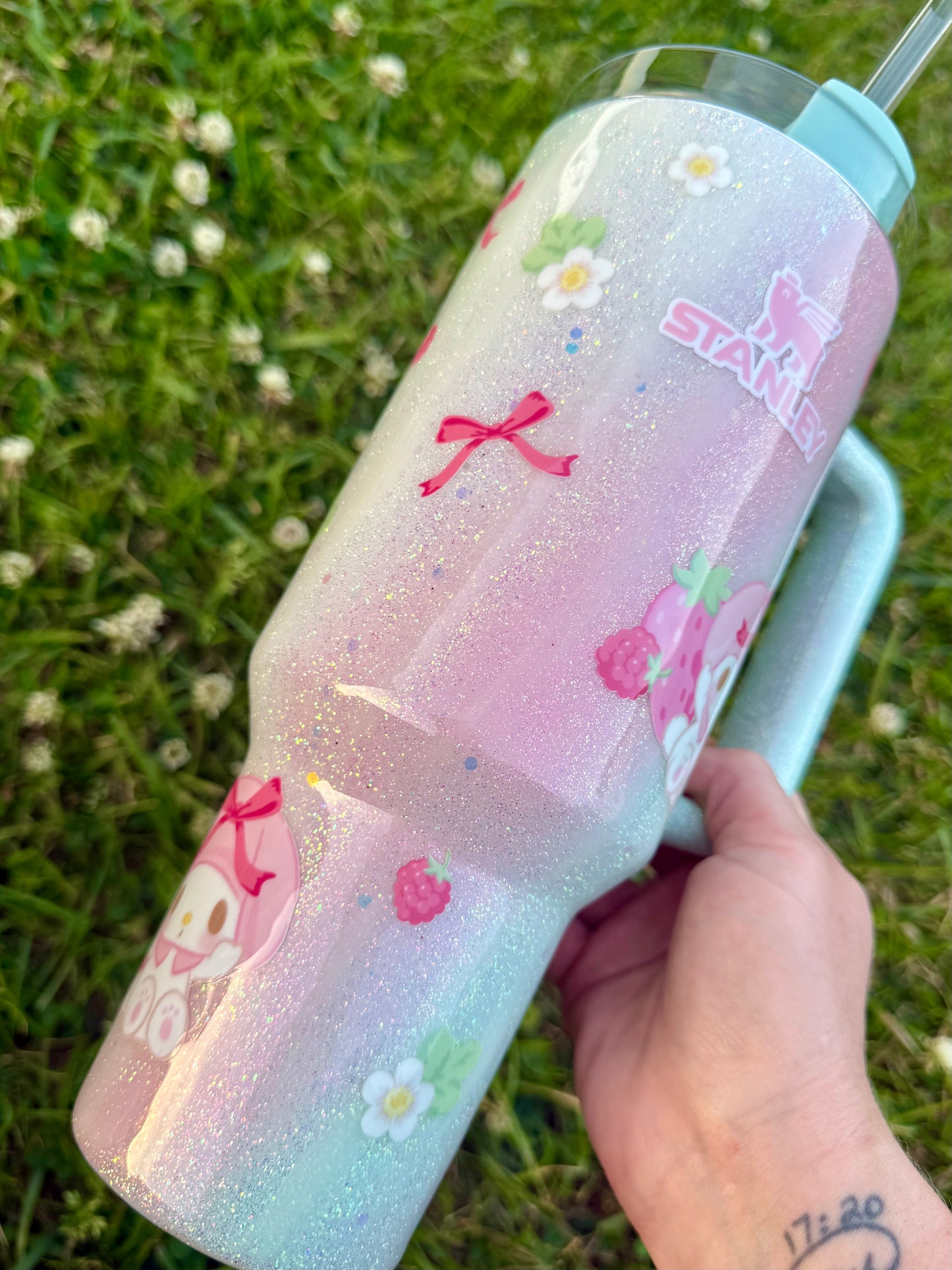 40oz my Melody Berries Glitter Tumbler