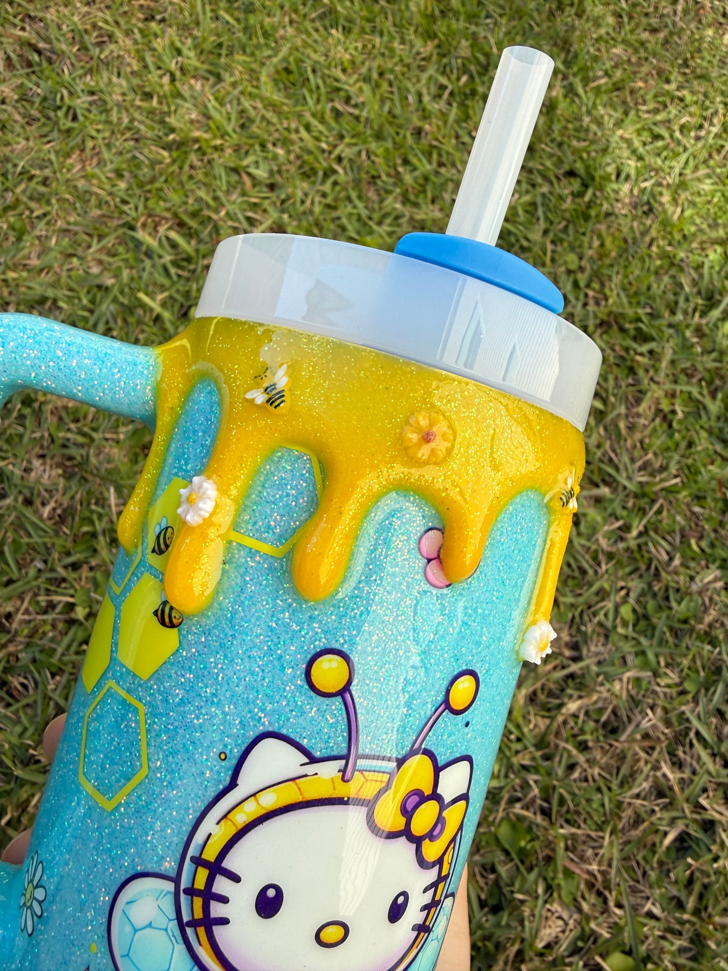 HK Honey Bee Glitter Tumbler