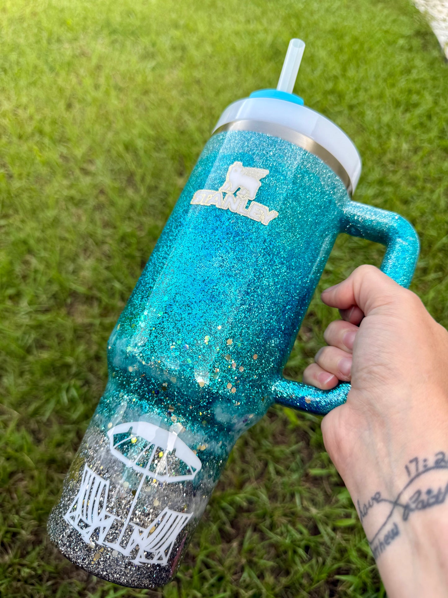 40oz Stanley Quencher Beach Ready to Ship
