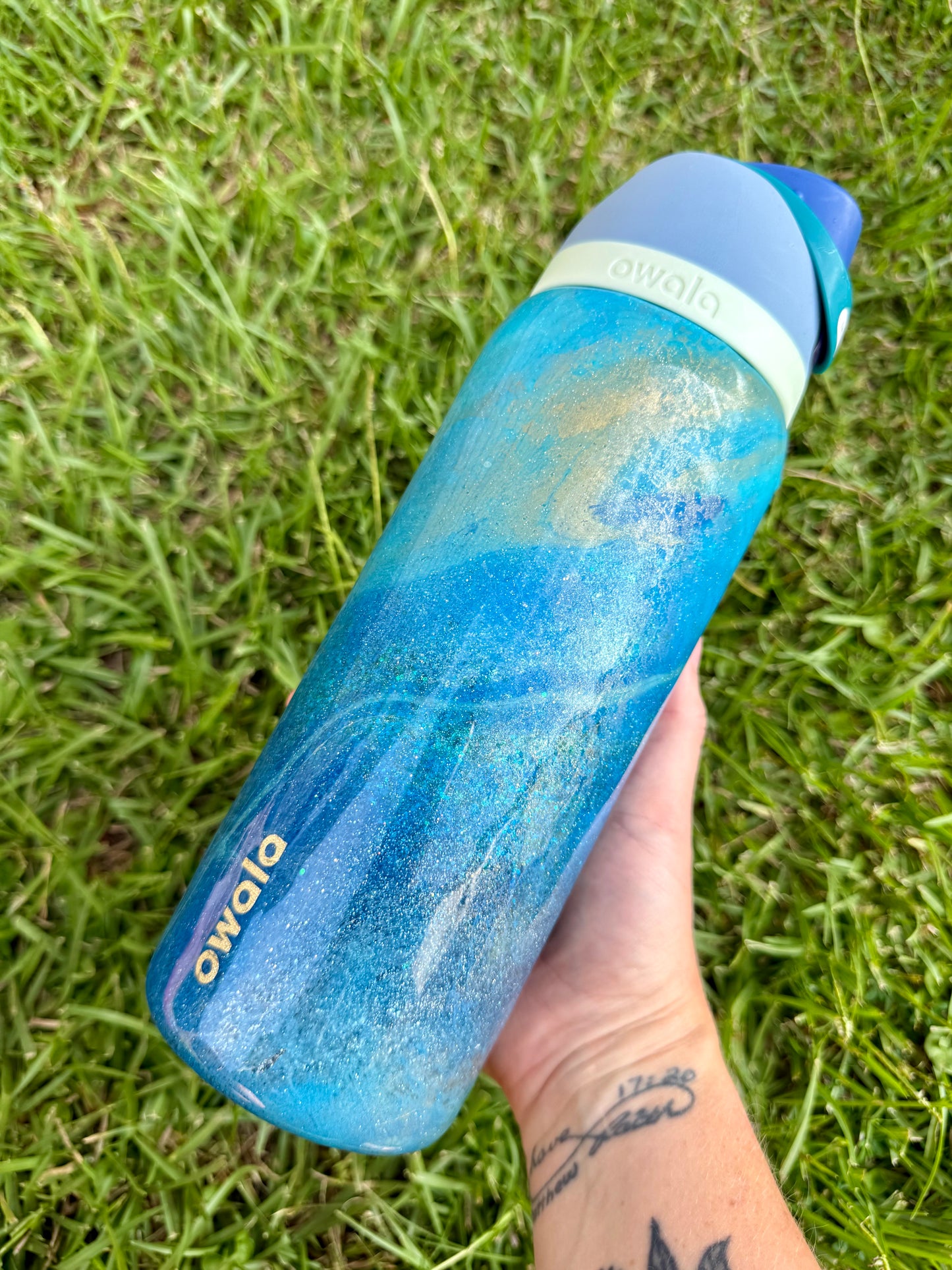 32oz Owala Blue and Gold Marble Ready to Ship