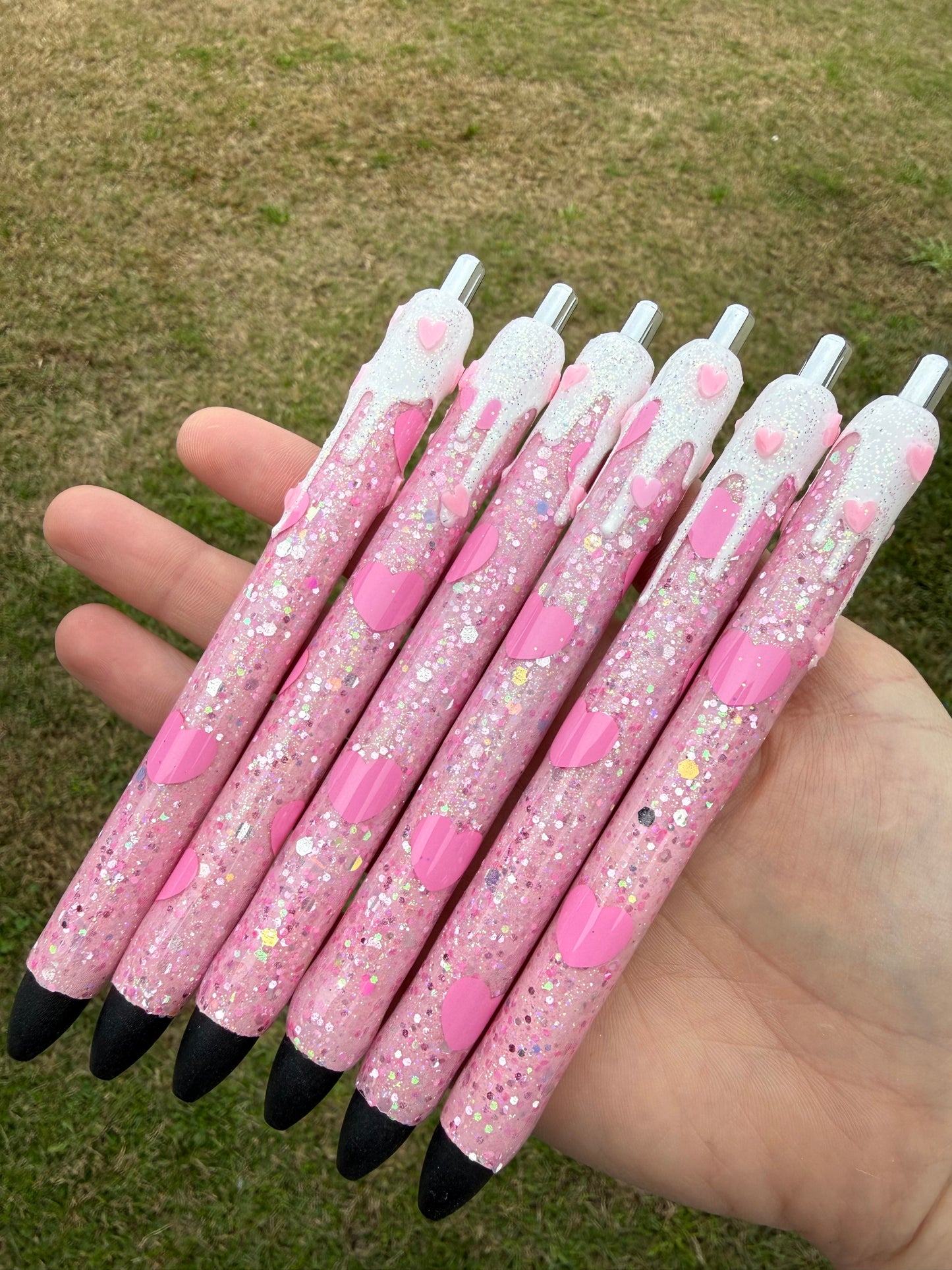 Pink Heart Drip Epoxy Glitter Pen!