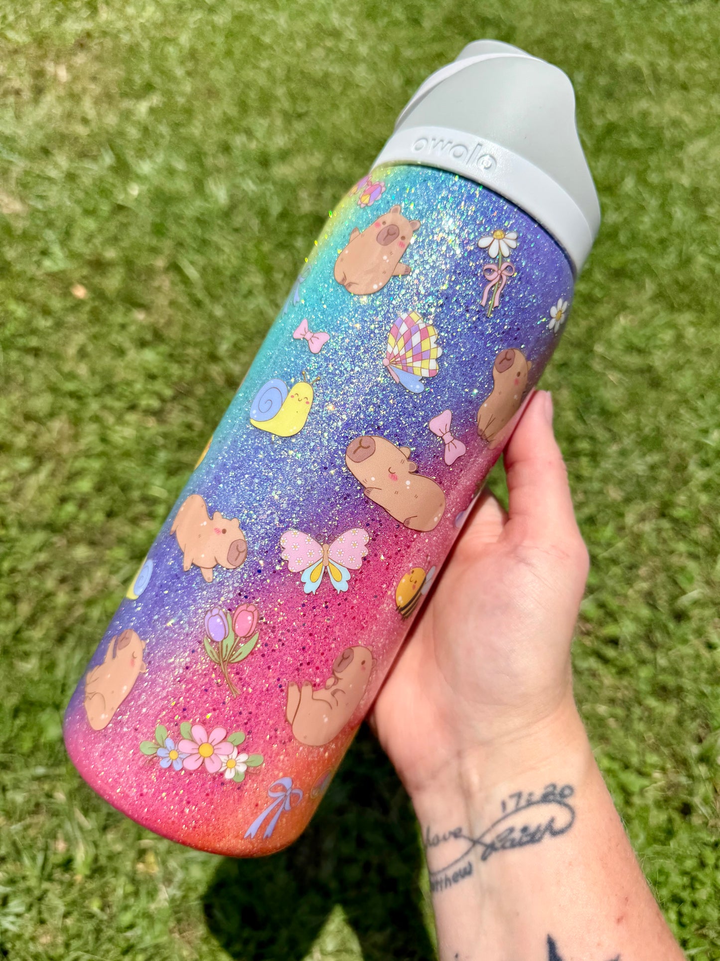 32oz Owala Rainbow Capybaras Ready to Ship