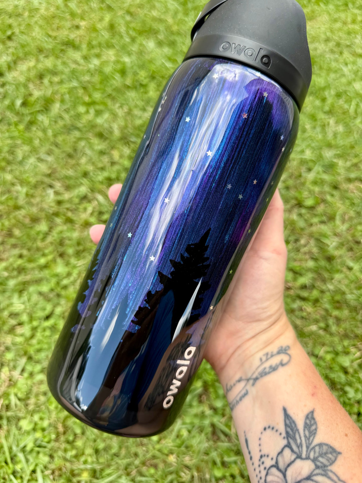 32oz Owala Northern Lights Ready to Ship