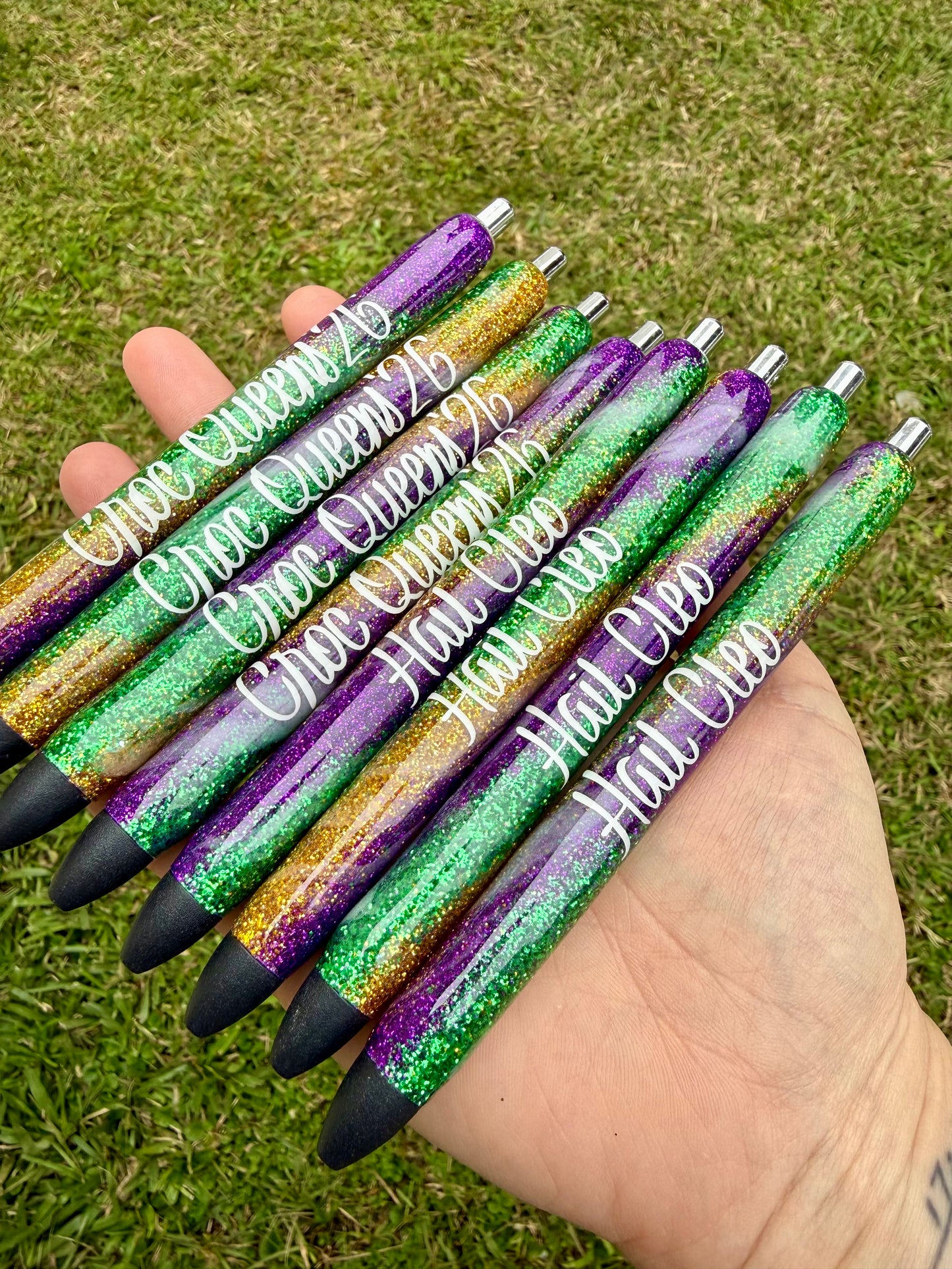 Mardi Gras Swirl Epoxy Glitter Pen!