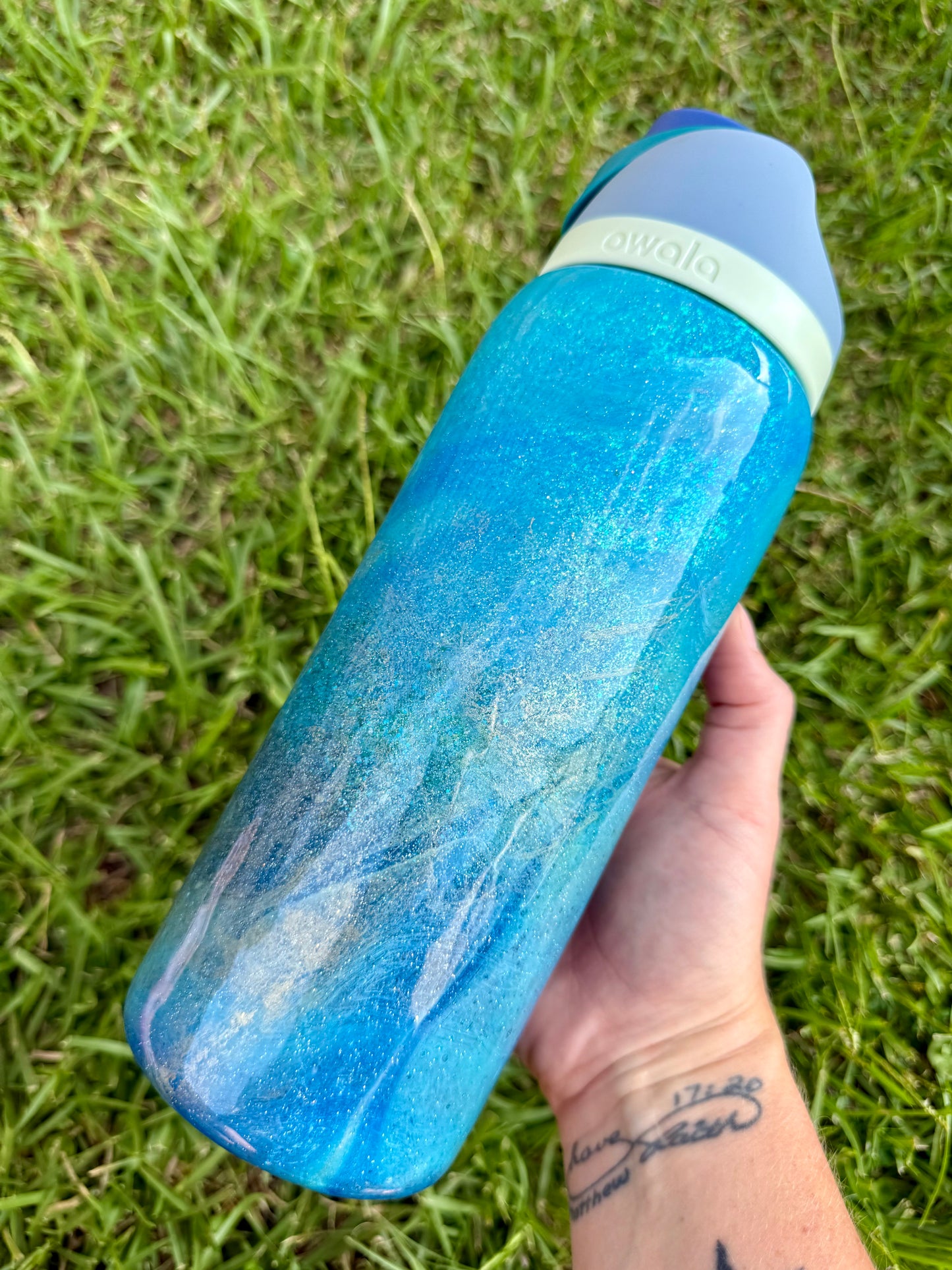 32oz Owala Blue and Gold Marble Ready to Ship