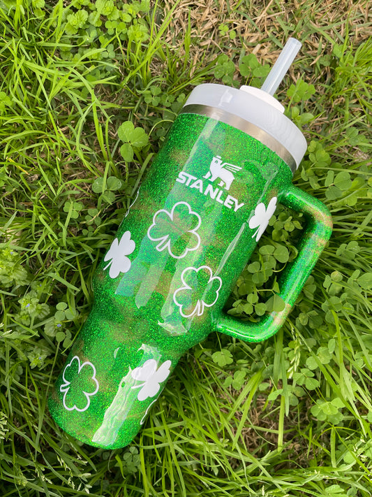 Green and Gold Shamrock Glitter Tumbler