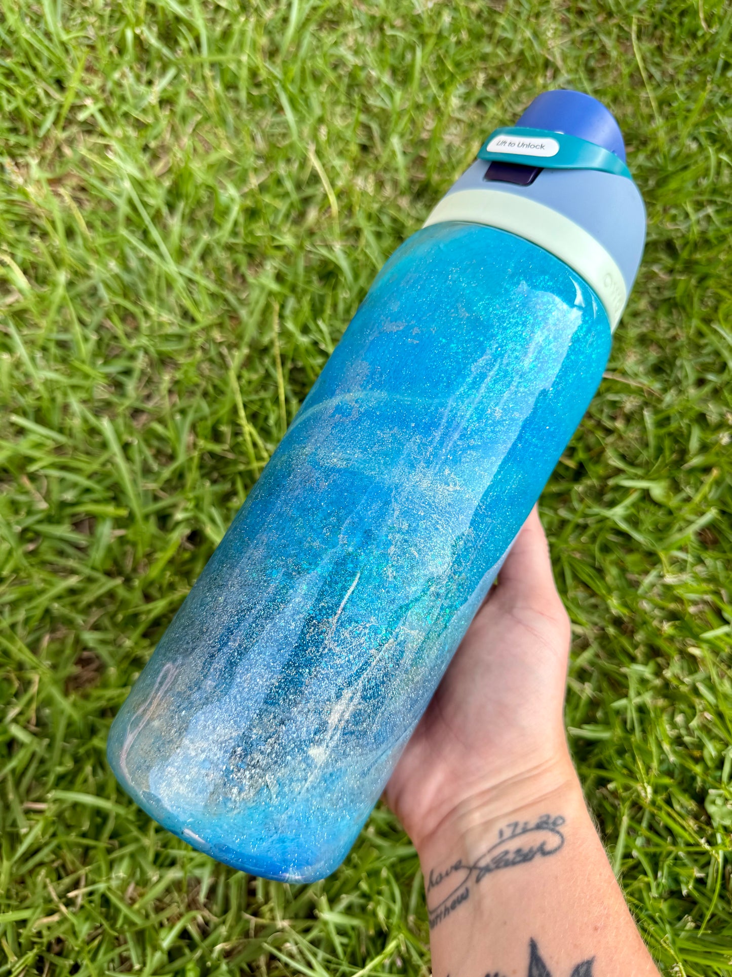 32oz Owala Blue and Gold Marble Ready to Ship