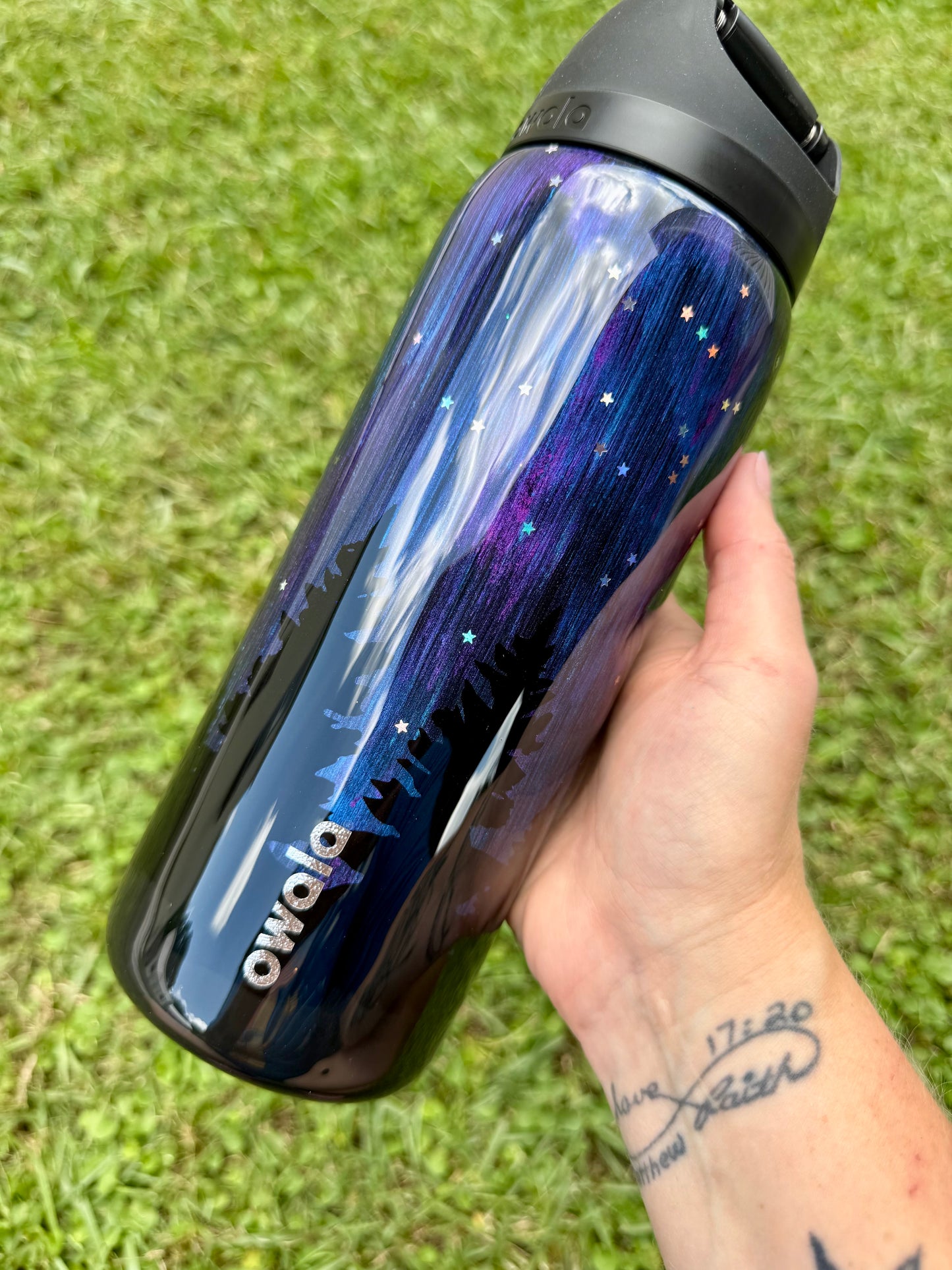 32oz Owala Northern Lights Ready to Ship