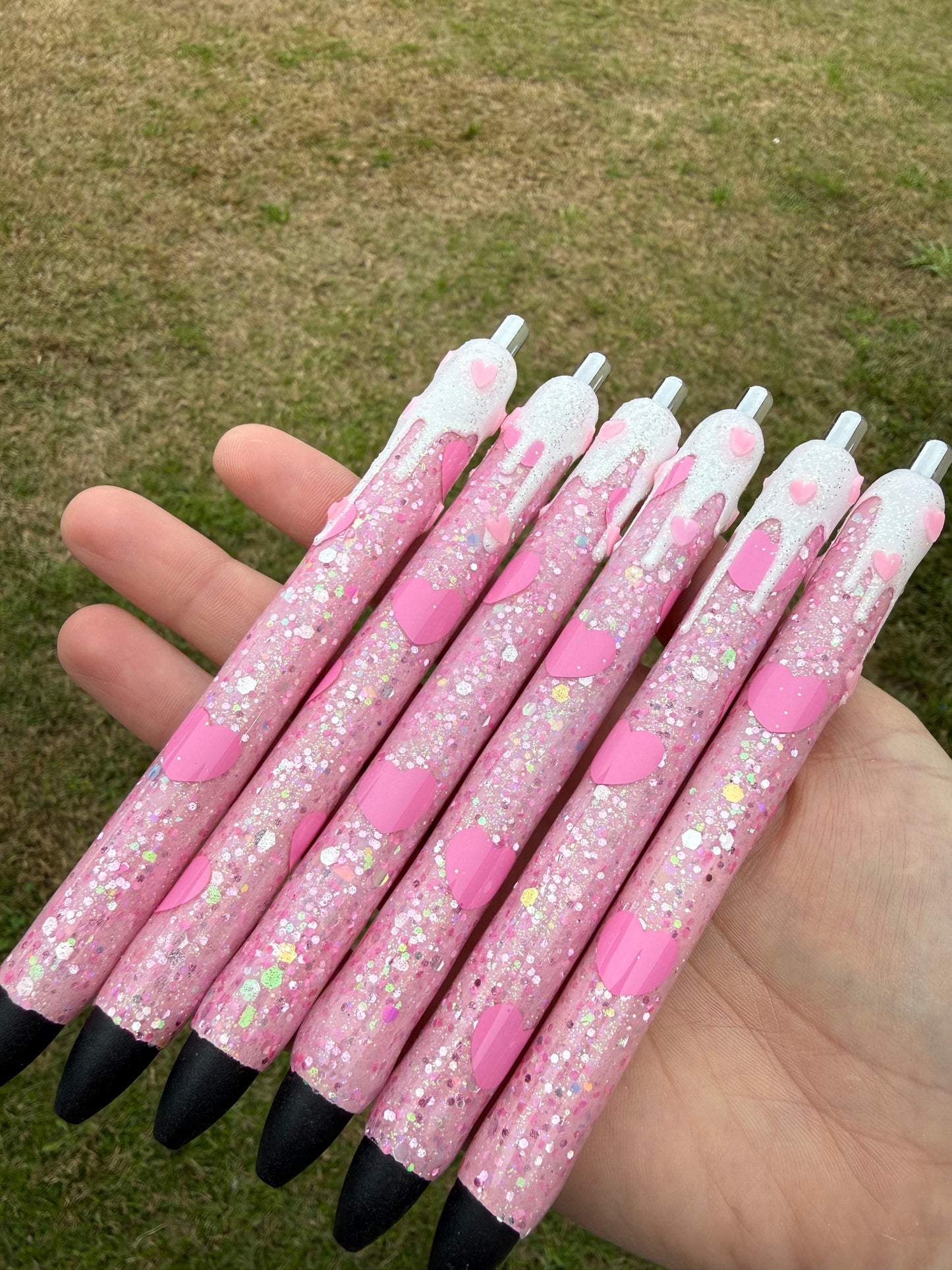Pink Heart Drip Epoxy Glitter Pen!