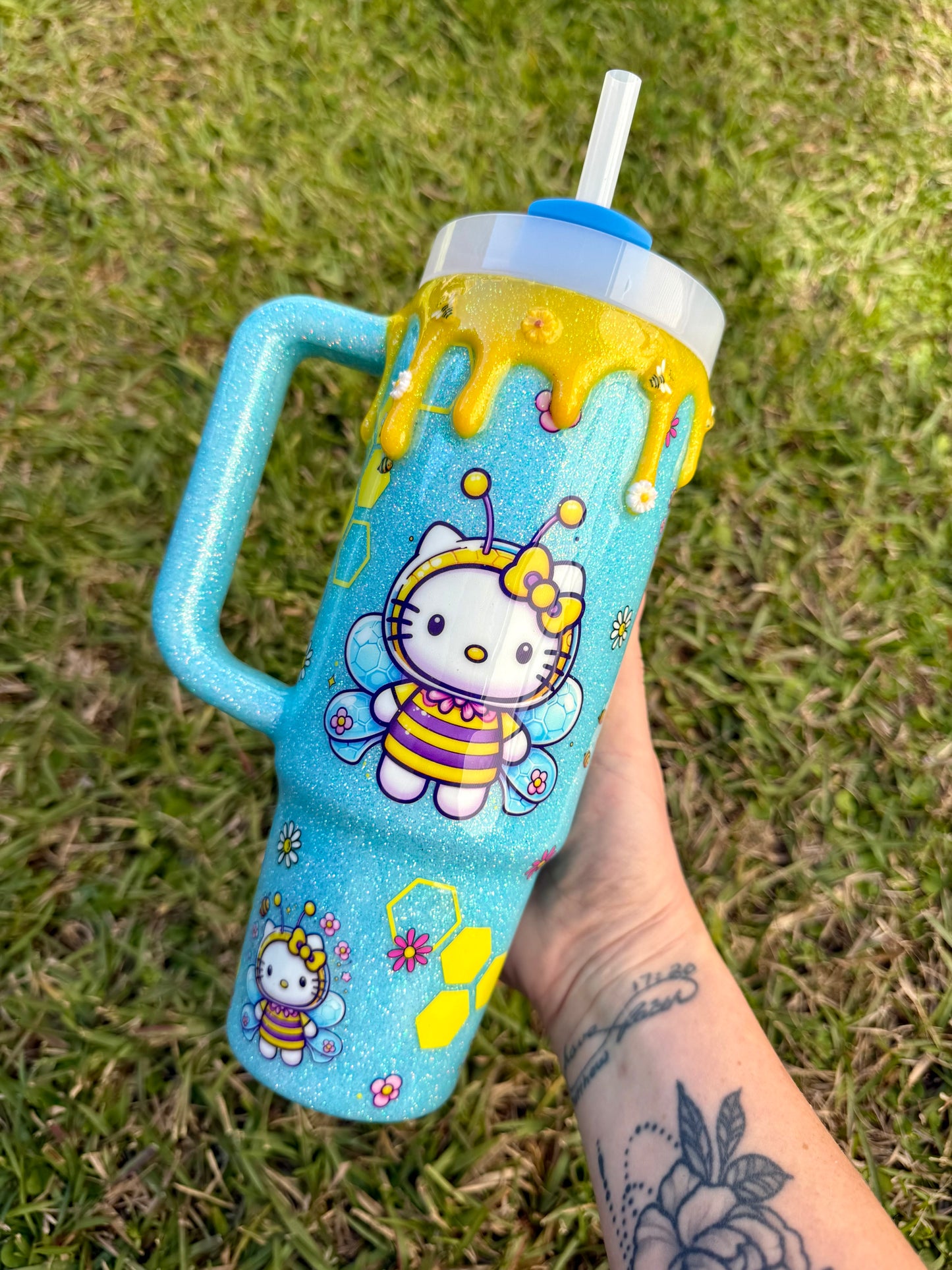 HK Honey Bee Glitter Tumbler