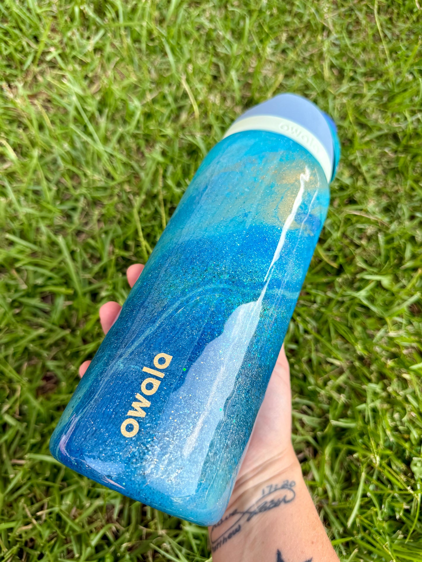 32oz Owala Blue and Gold Marble Ready to Ship
