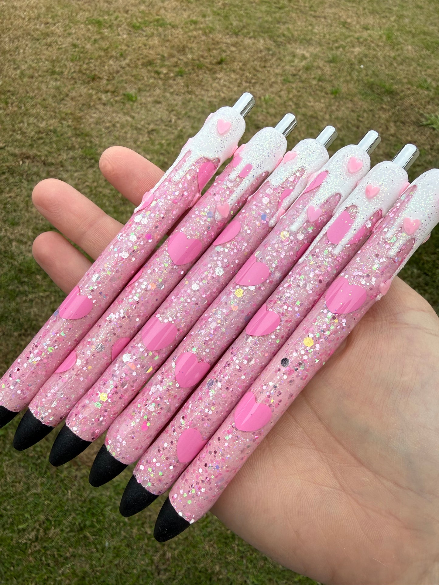 Pink Heart Drip Epoxy Glitter Pen!