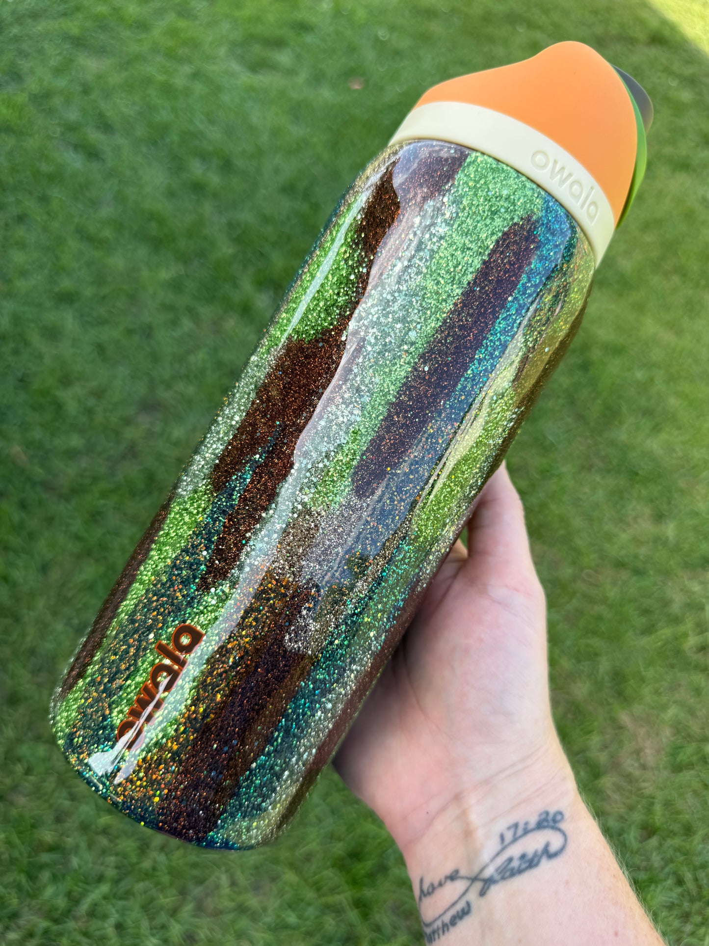 32oz Owala Camo Ready to Ship