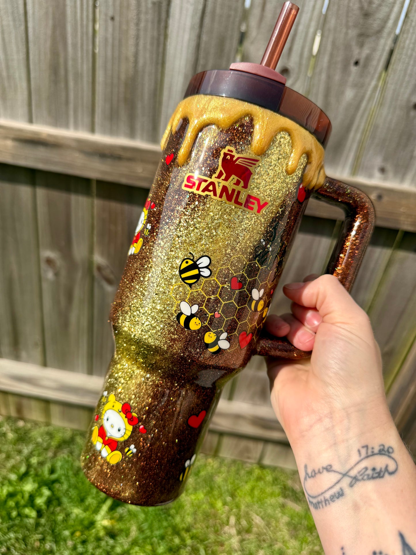 40oz Winnie the Pooh Hello Kitty Valentine Day Stanley or HydroJug
