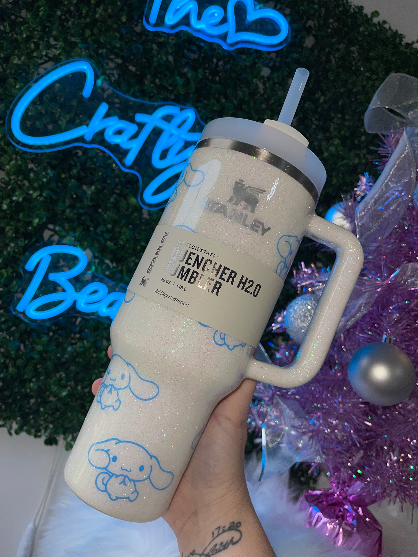 Cute Cinnamon Roll Custom Glitter Tumbler