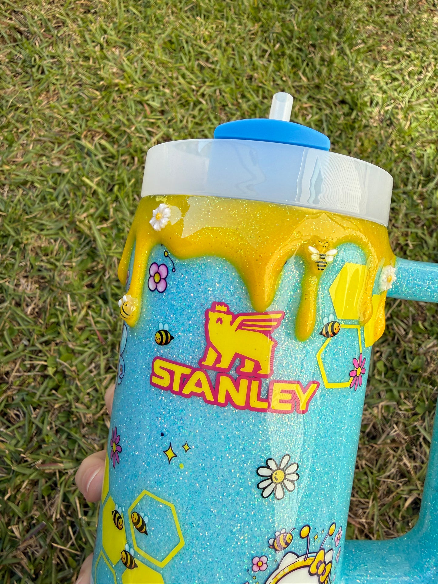 HK Honey Bee Glitter Tumbler