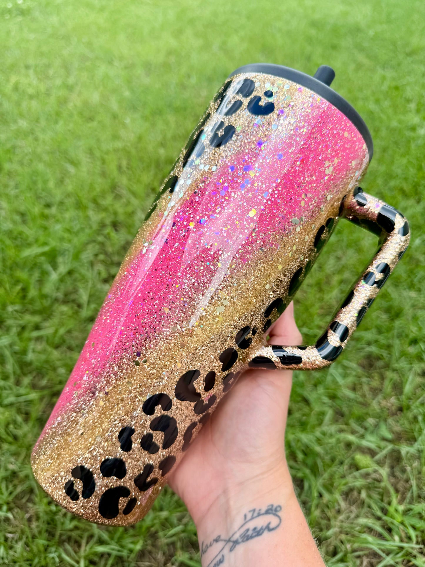 Hot Pink/Leopard Swirl Glitter Tumbler