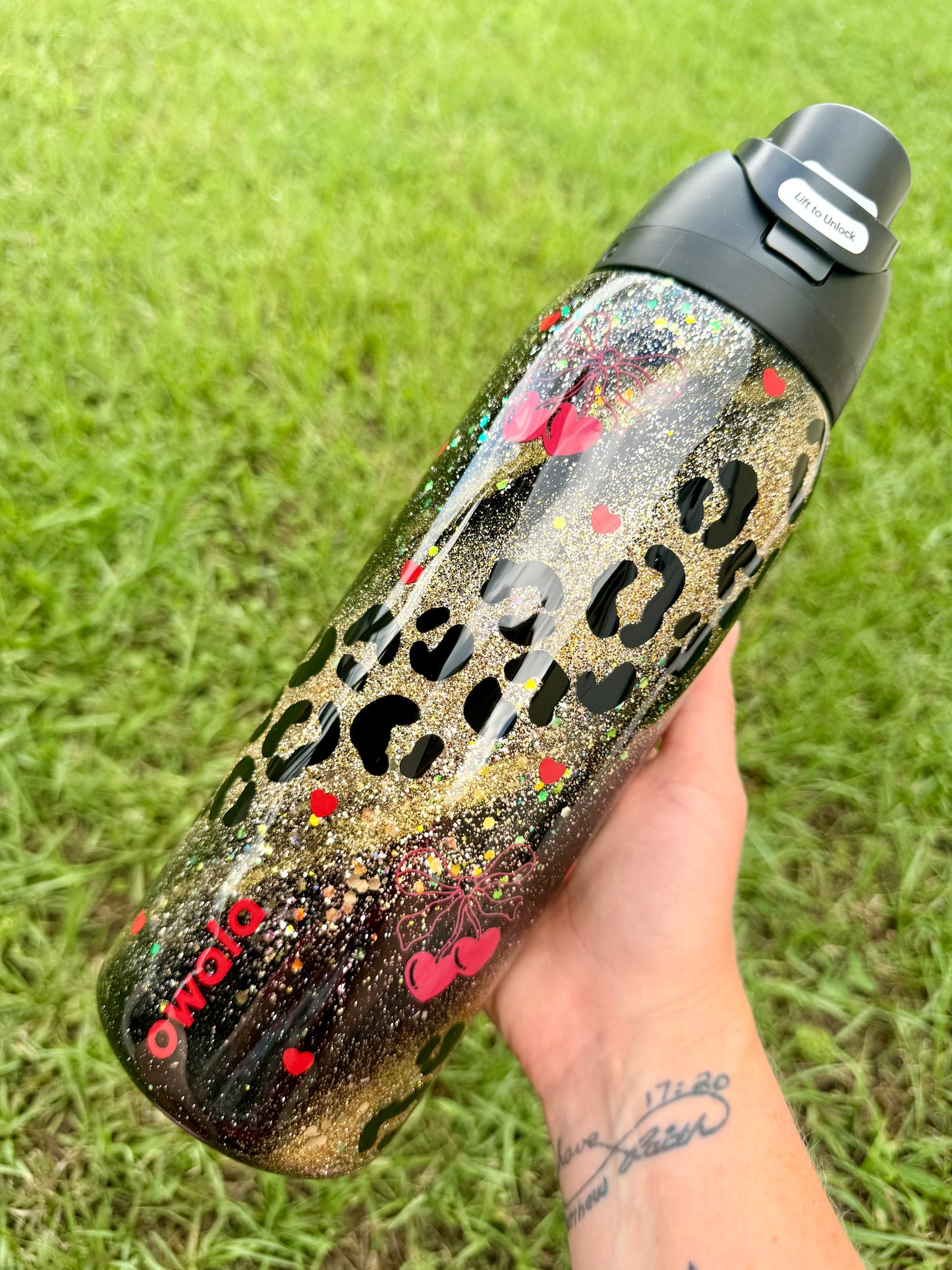 Black and Gold Cherry Glitter Tumbler