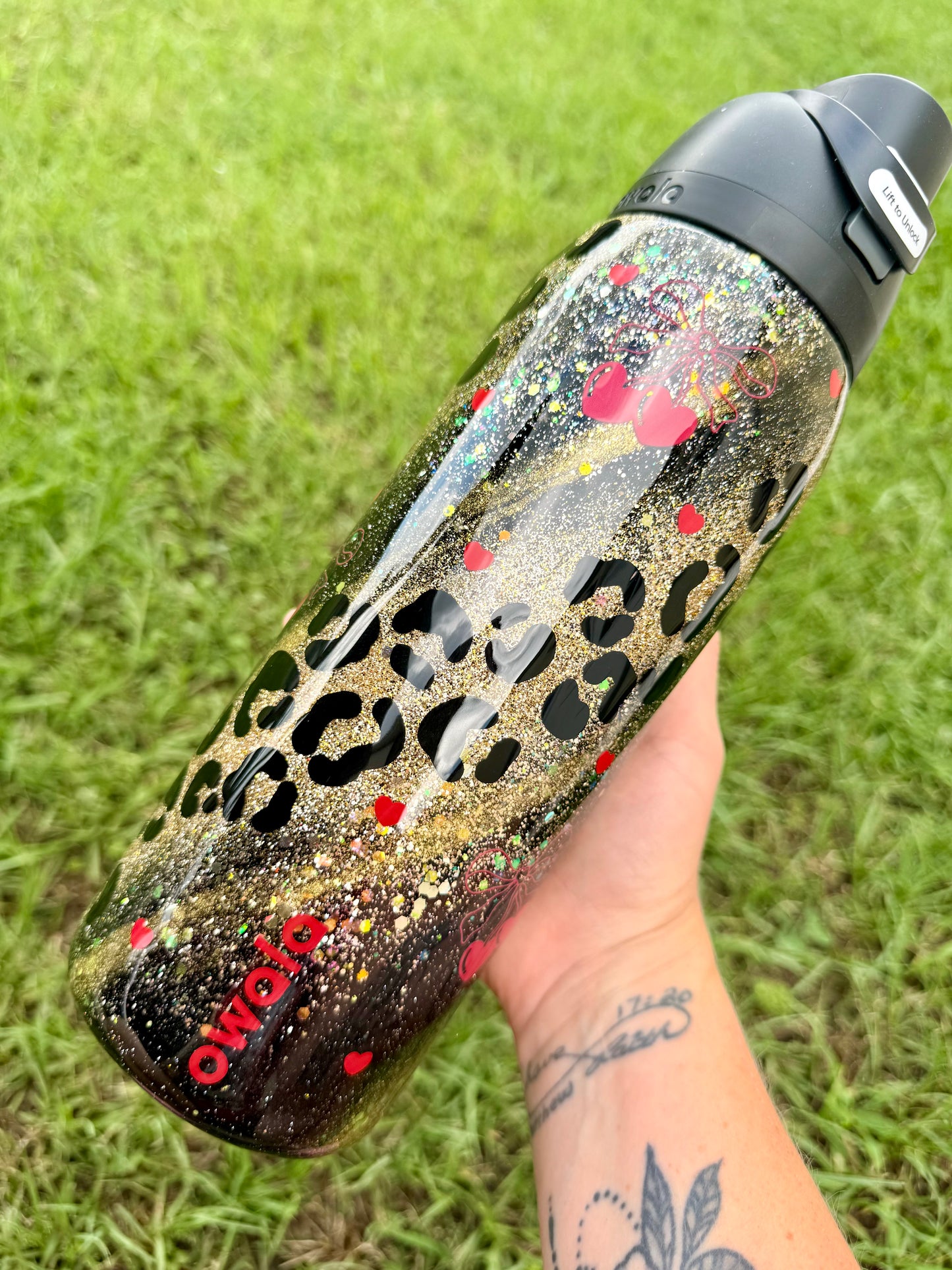 Black and Gold Cherry Glitter Tumbler