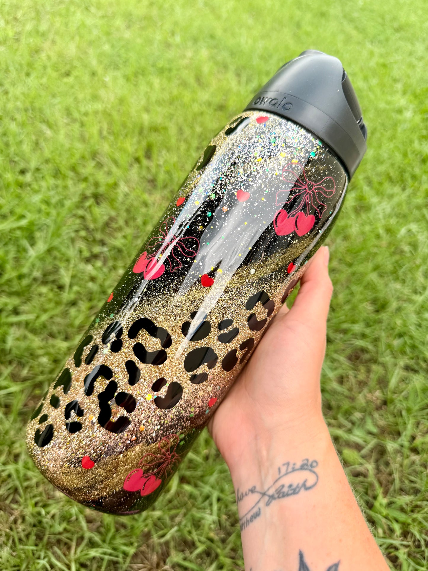 Black and Gold Cherry Glitter Tumbler