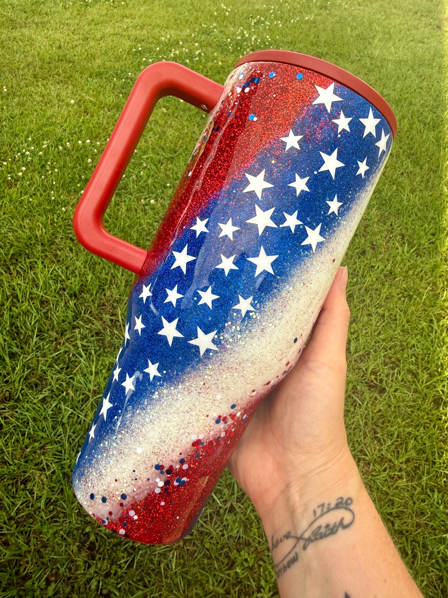Patriotic Swirl Glitter Tumbler *made to order *