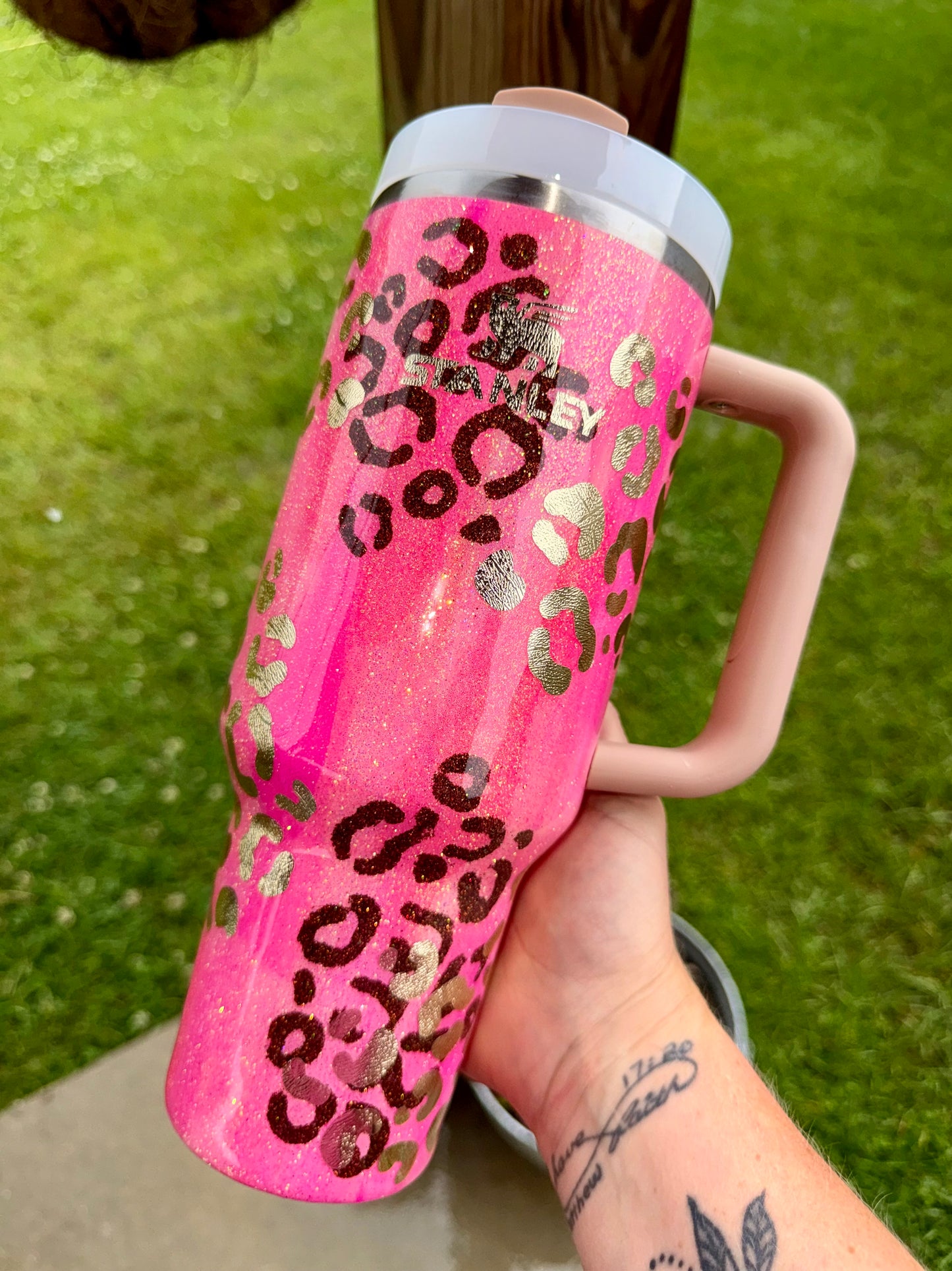 Abstract Pink and Gold Leopard Glitter Tumbler