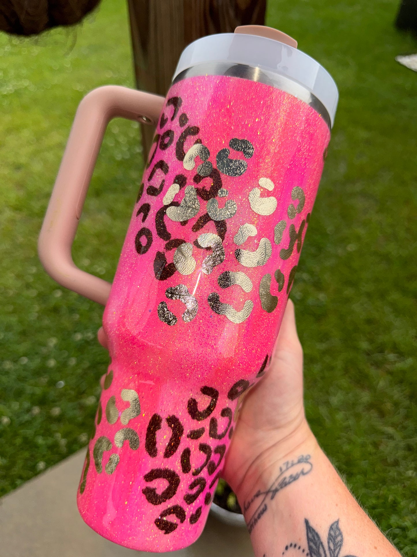 Abstract Pink and Gold Leopard Glitter Tumbler