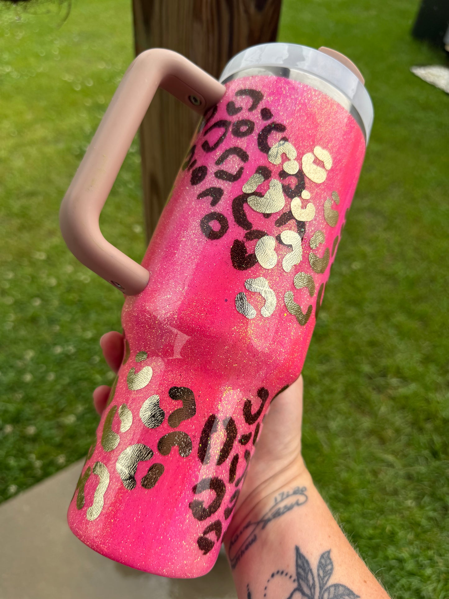 Abstract Pink and Gold Leopard Glitter Tumbler