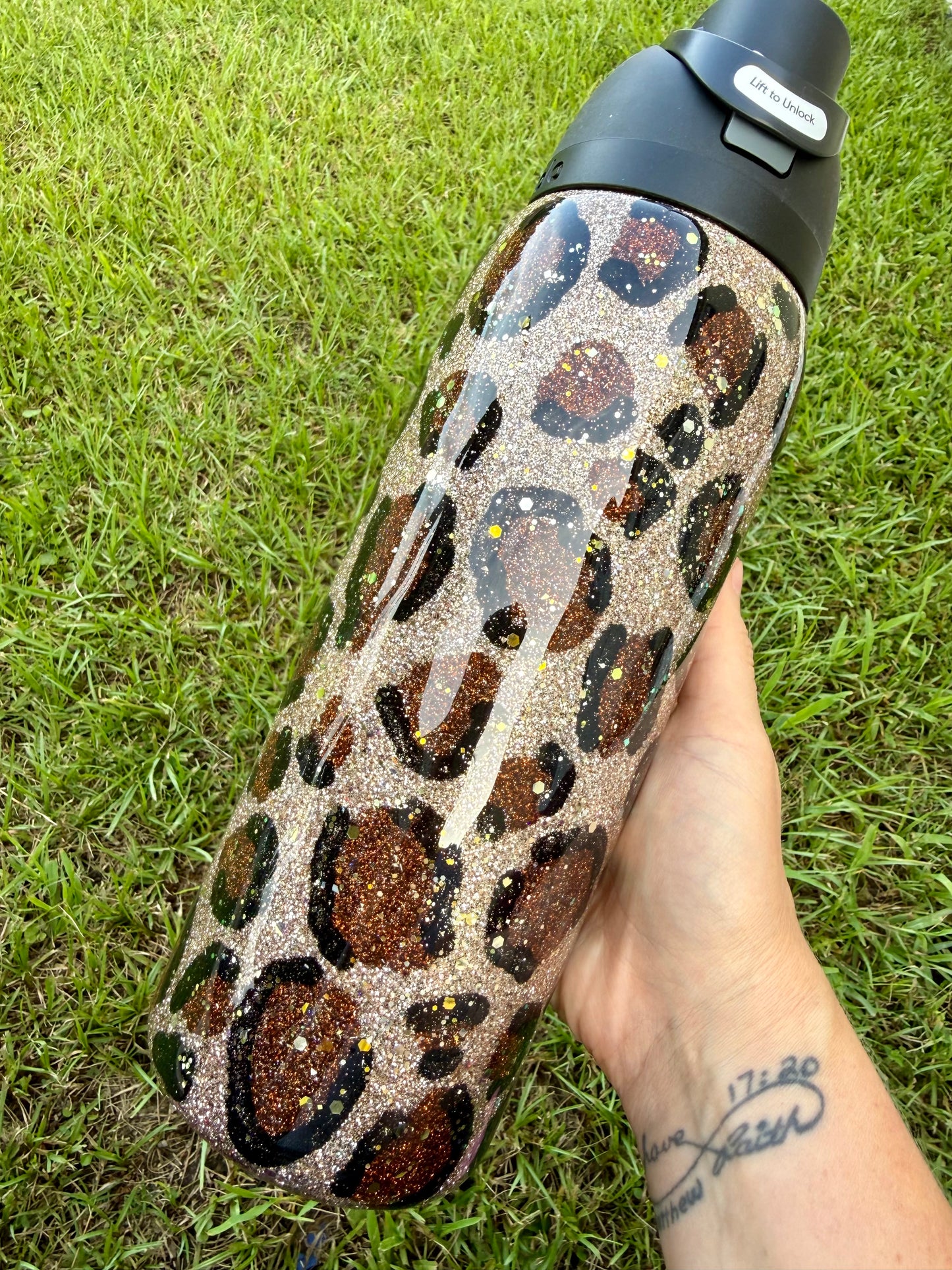 Hand Painted Leopard Glitter Tumbler