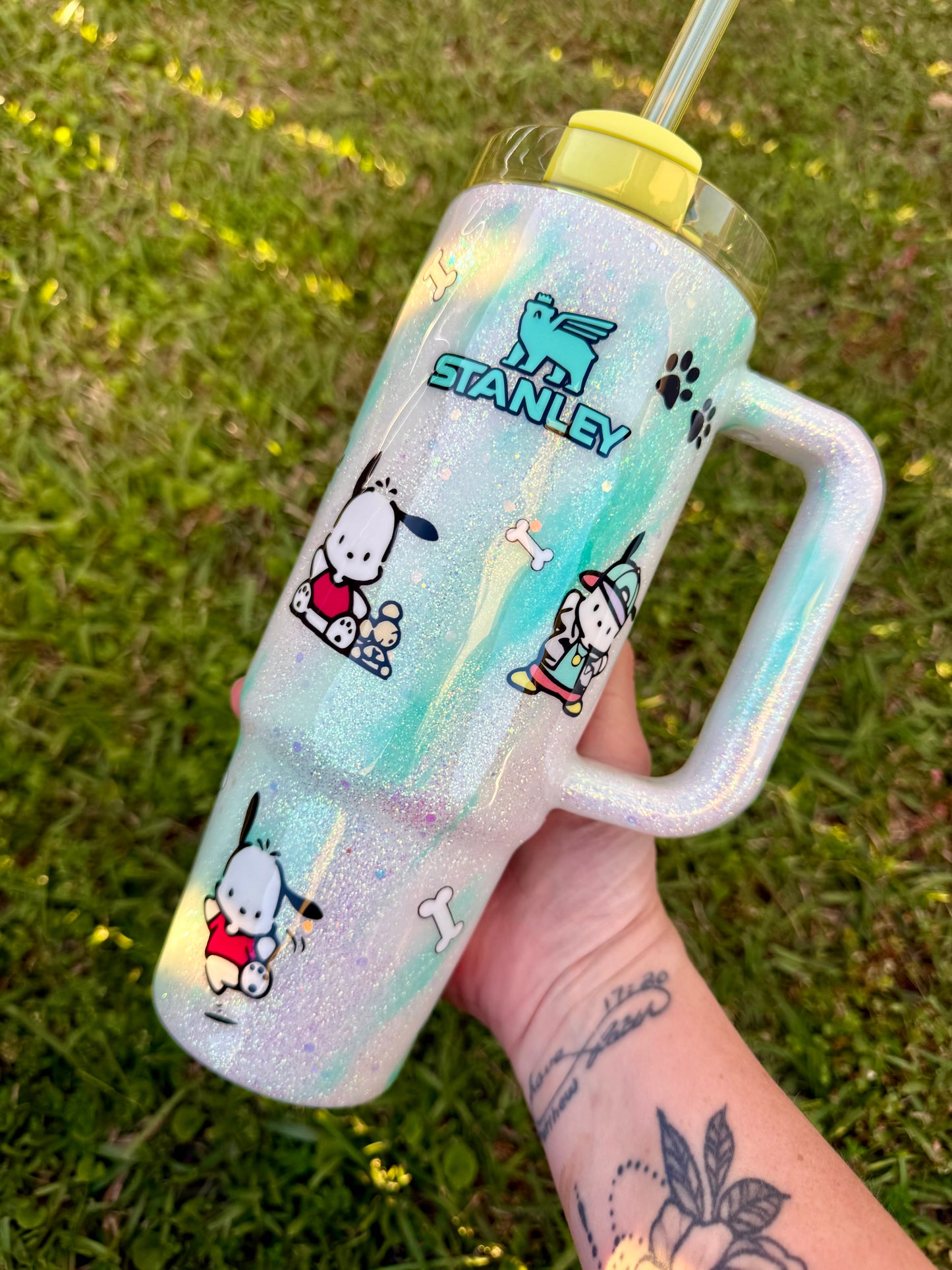 Made to Order Pochacco Glitter Tumbler