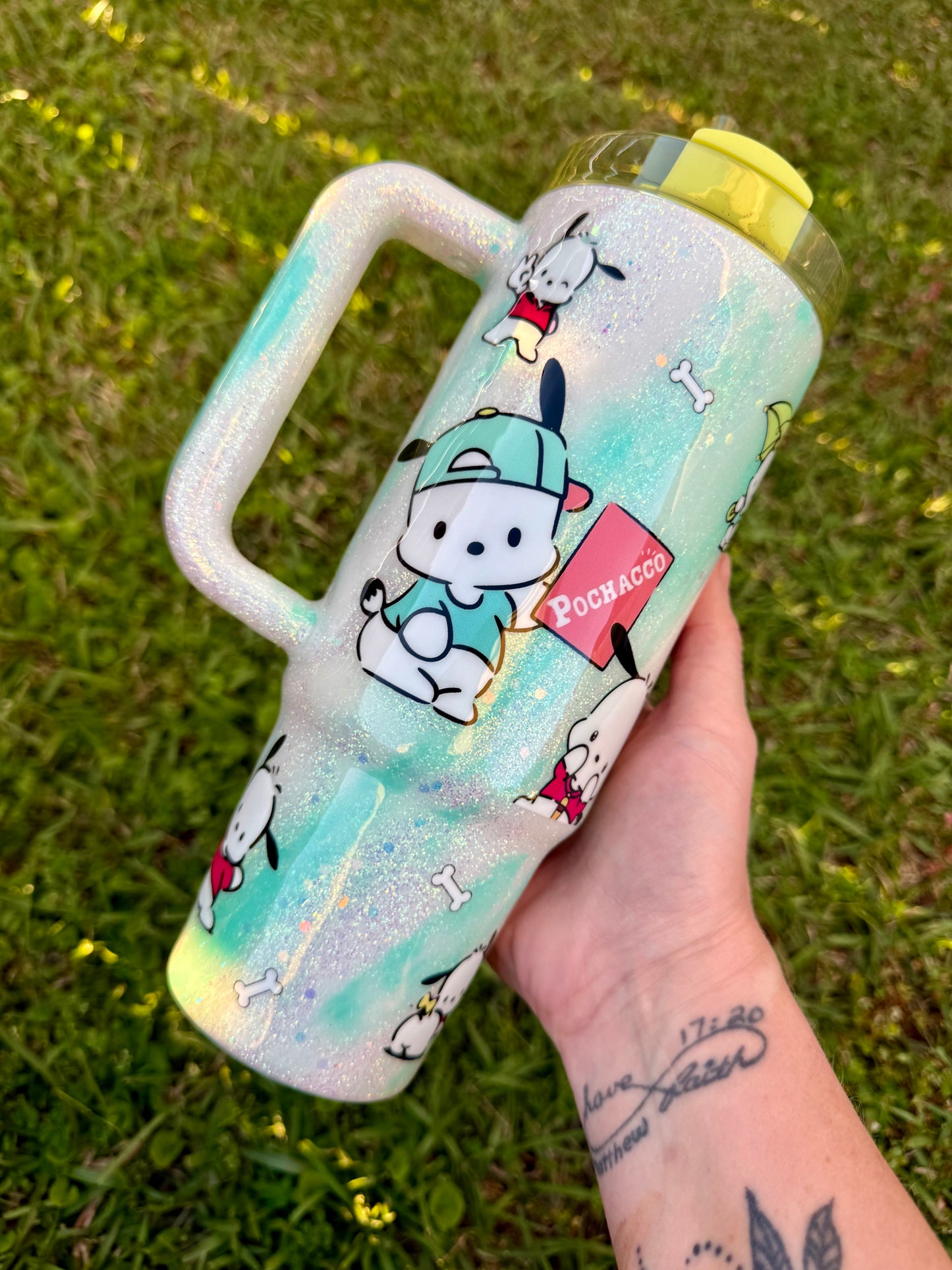 Made to Order Pochacco Glitter Tumbler