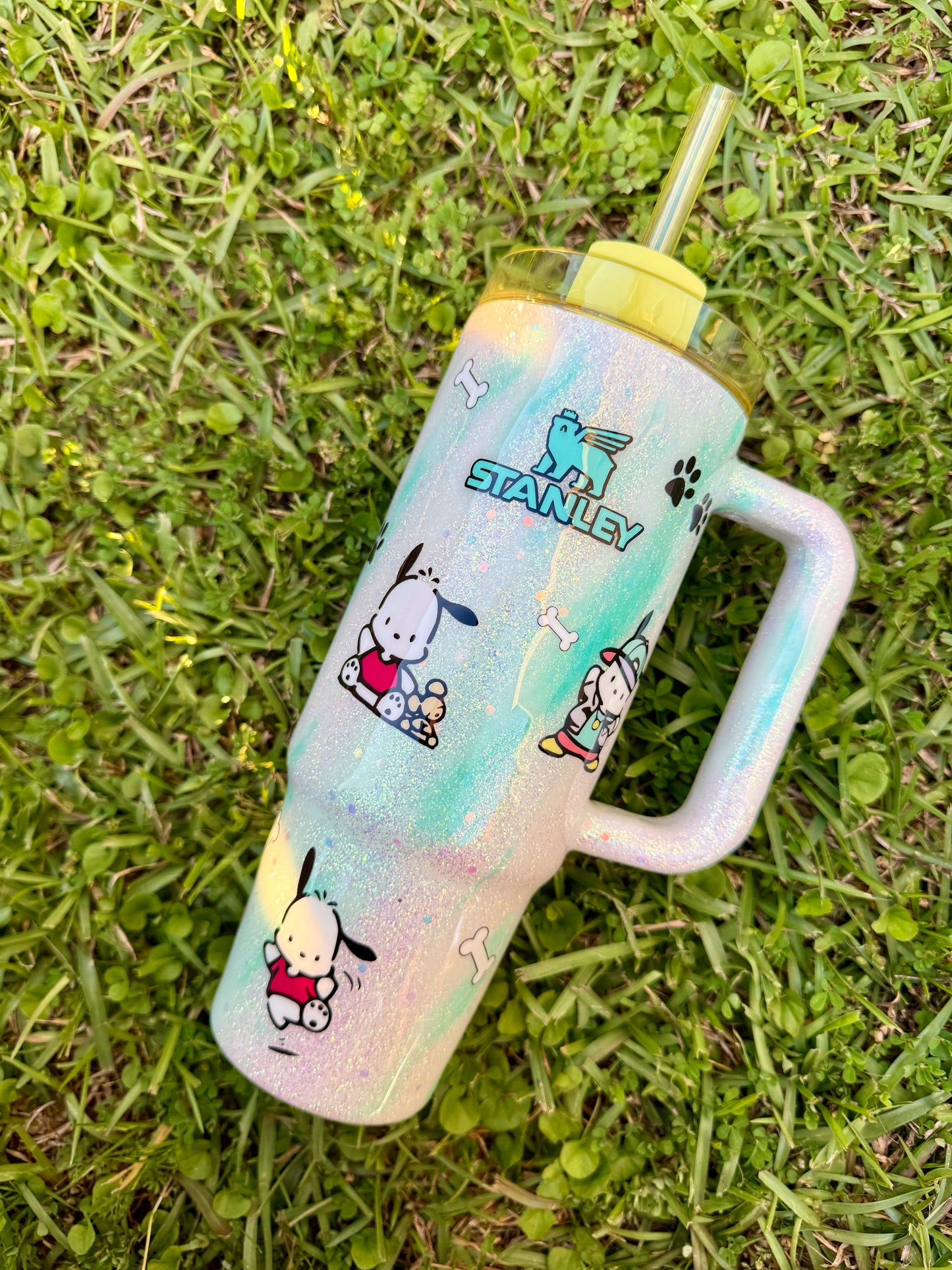 Made to Order Pochacco Glitter Tumbler