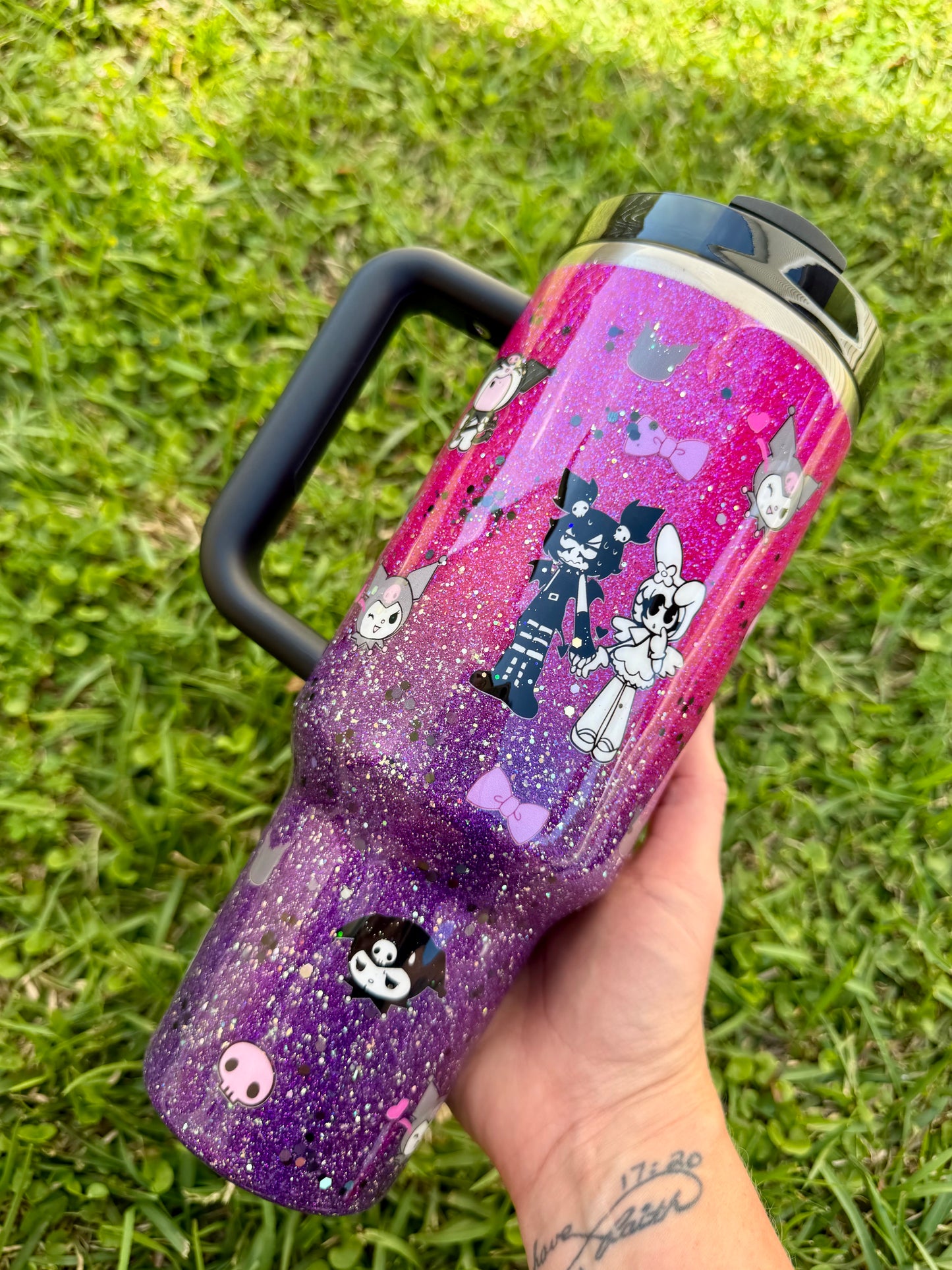 Kuromi Glitter Tumbler