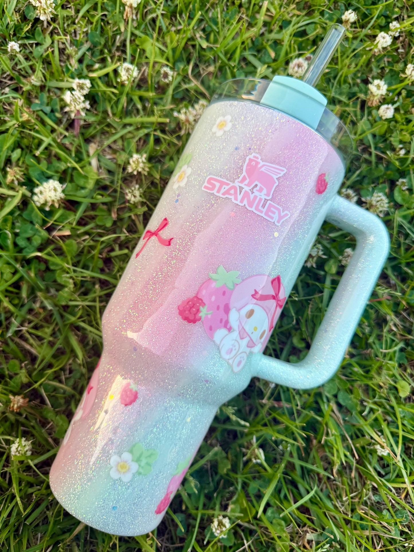 40oz my Melody Berries Glitter Tumbler