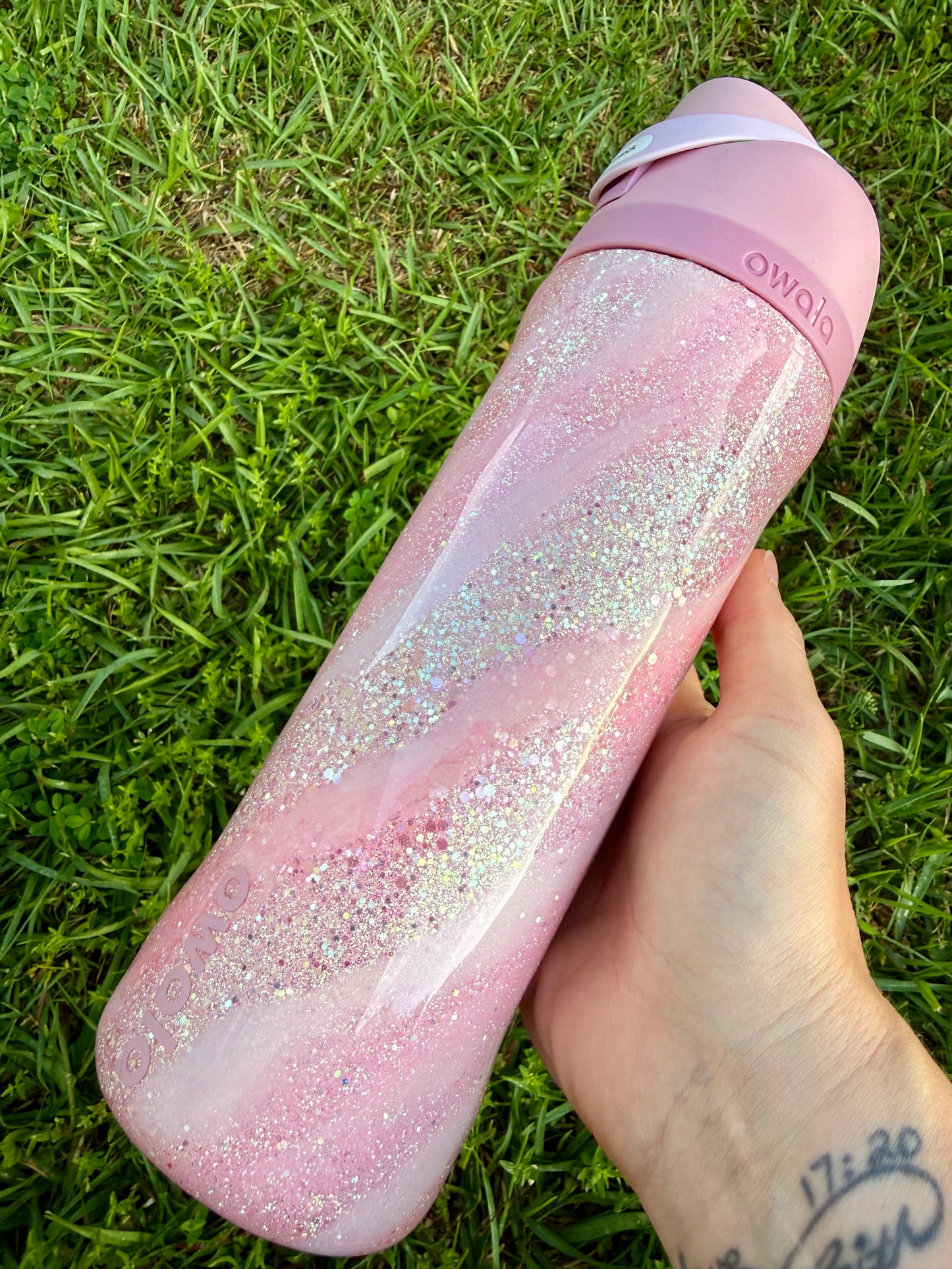 24oz Owala Pink Tumbler