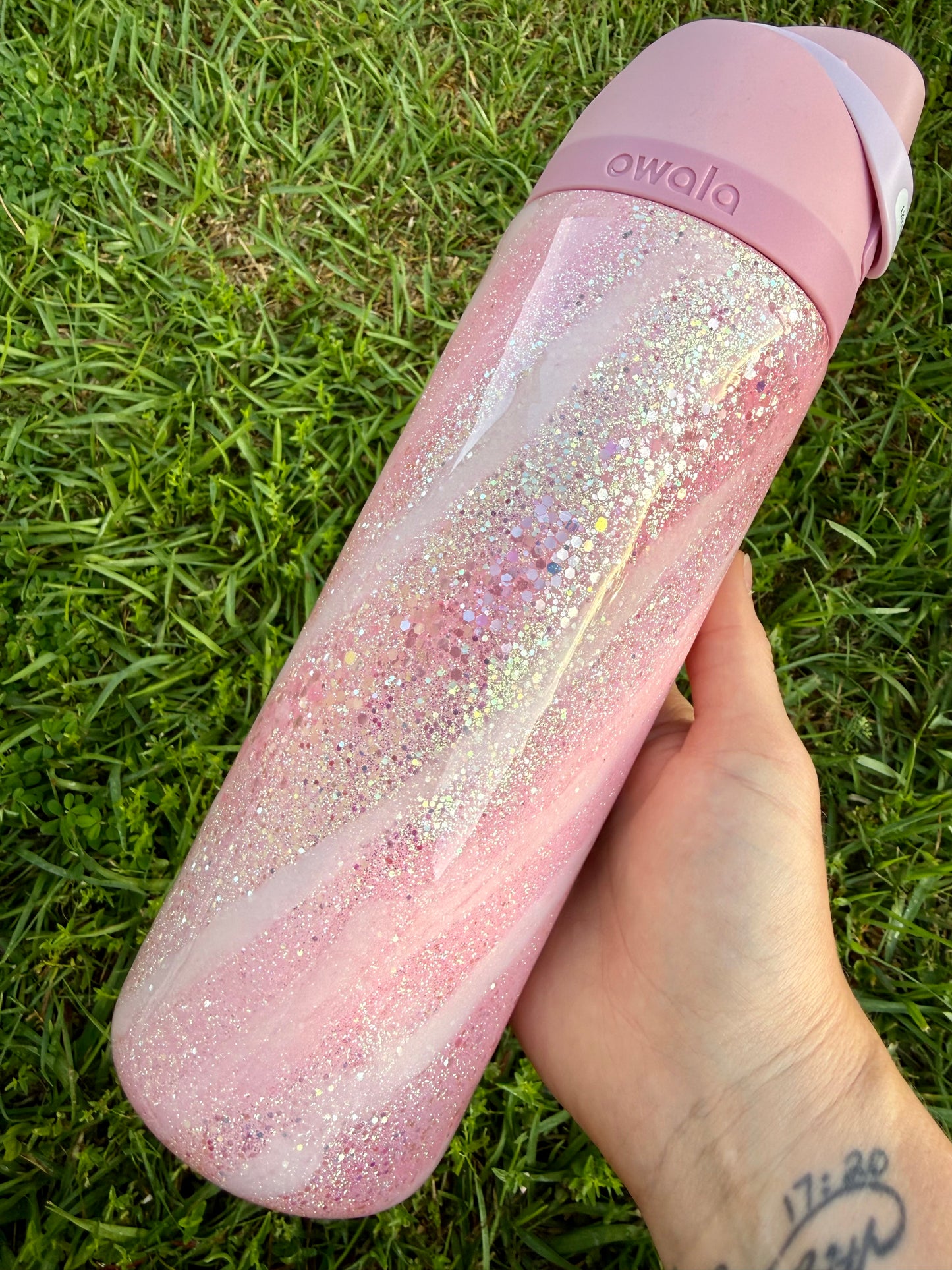 24oz Owala Pink Tumbler
