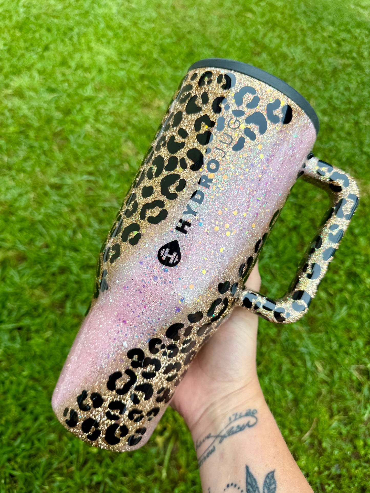 Pink and Gold Leopard Swirl Glitter Tumbler