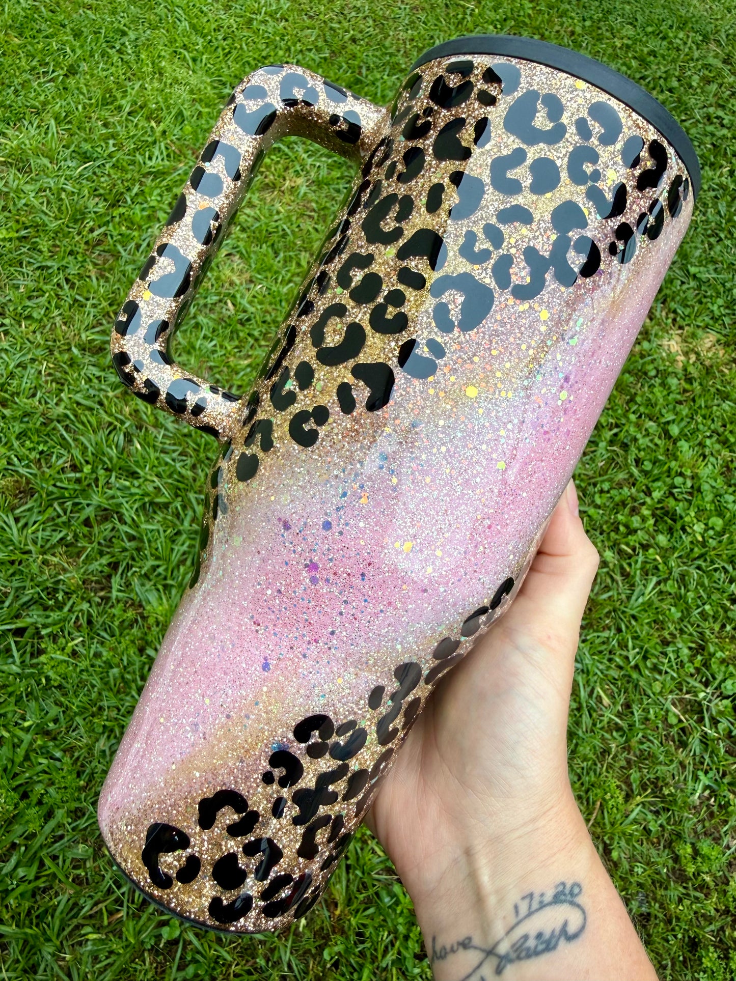 Pink and Gold Leopard Swirl Glitter Tumbler