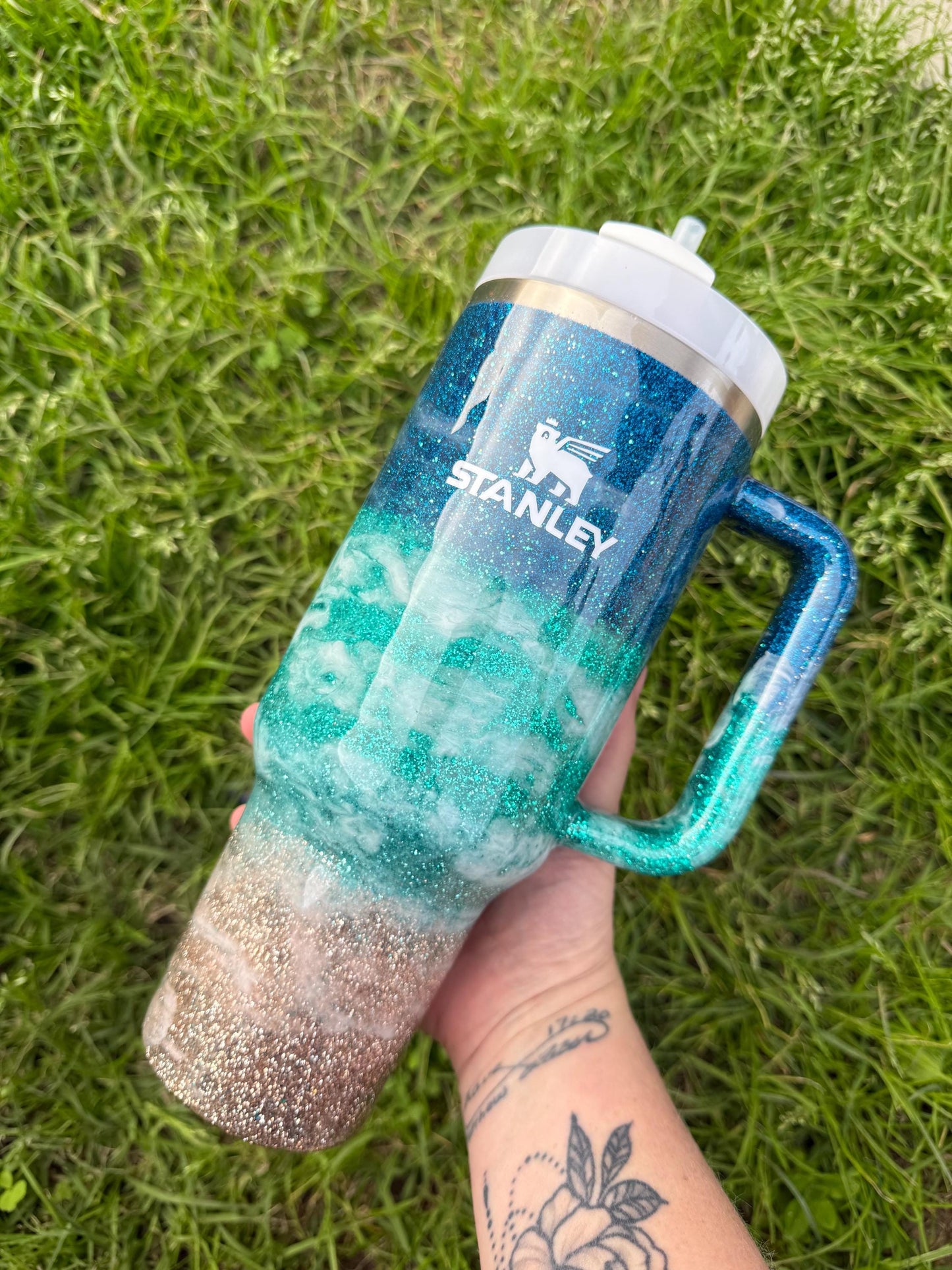 Blue Beach Waves Stanley Tumbler 40oz: Personalized Summer Cup