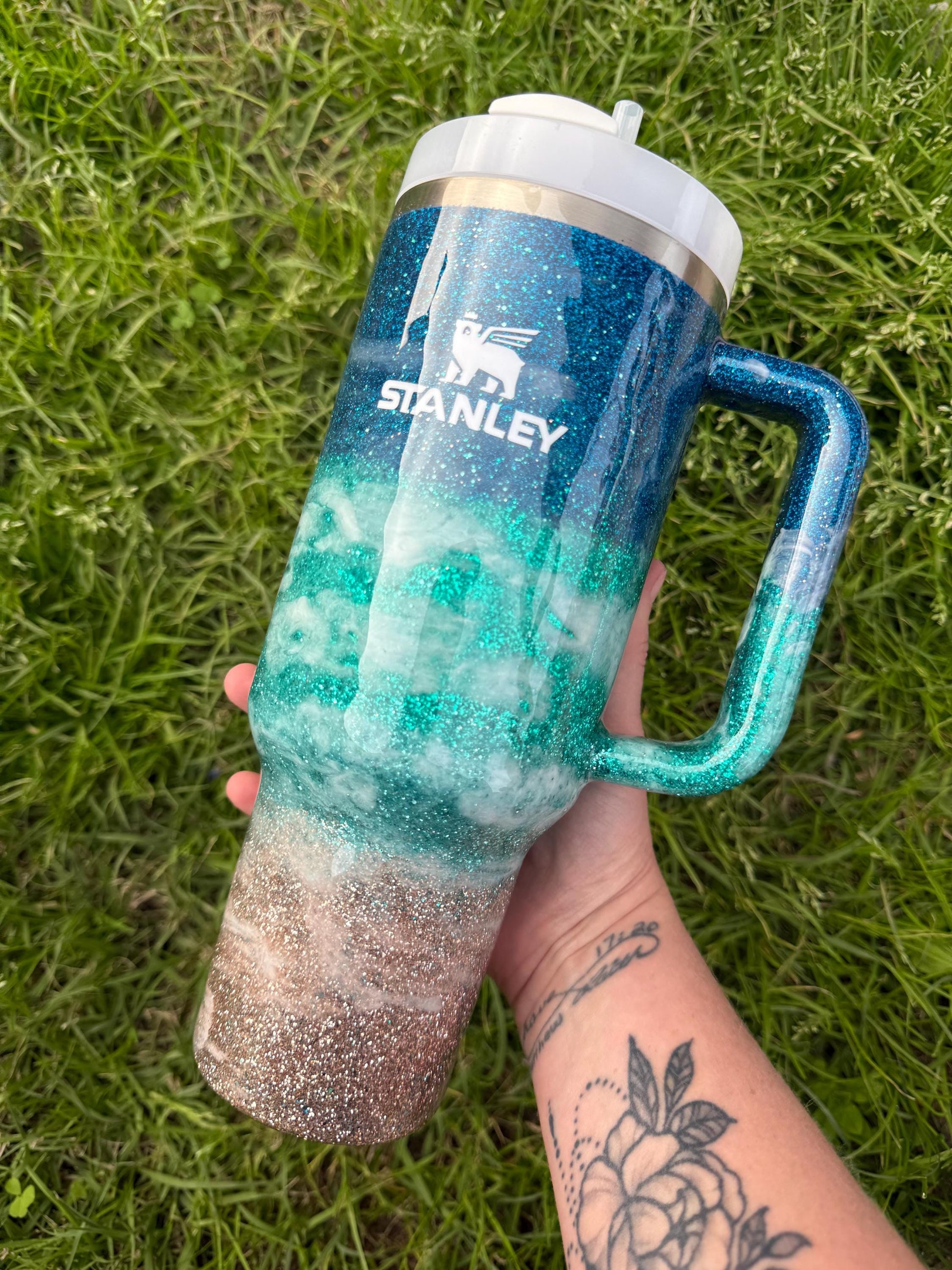 Blue Beach Waves Stanley Tumbler 40oz: Personalized Summer Cup