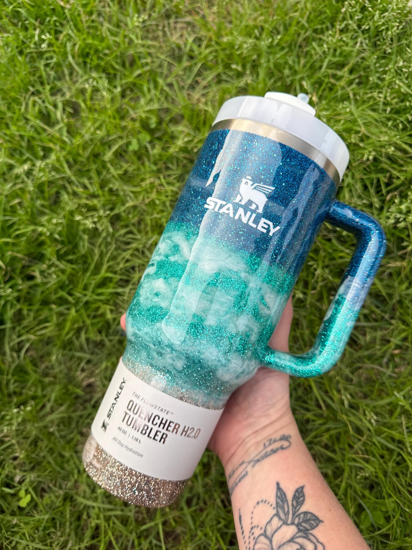 Blue Beach Waves Stanley Tumbler 40oz: Personalized Summer Cup
