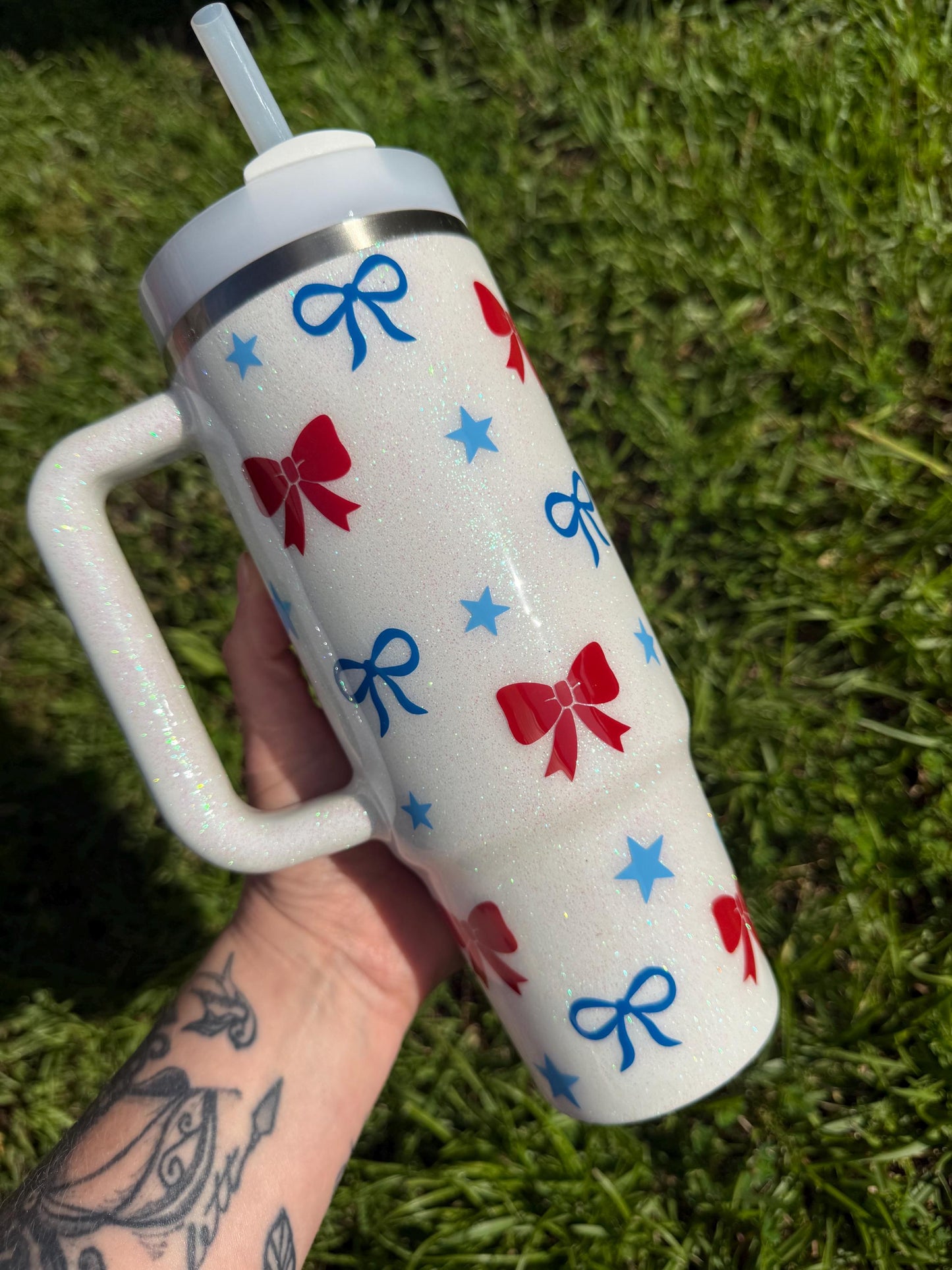 Custom Glitter Stanley Tumbler: Patriotic Bows, Personalized American Flag