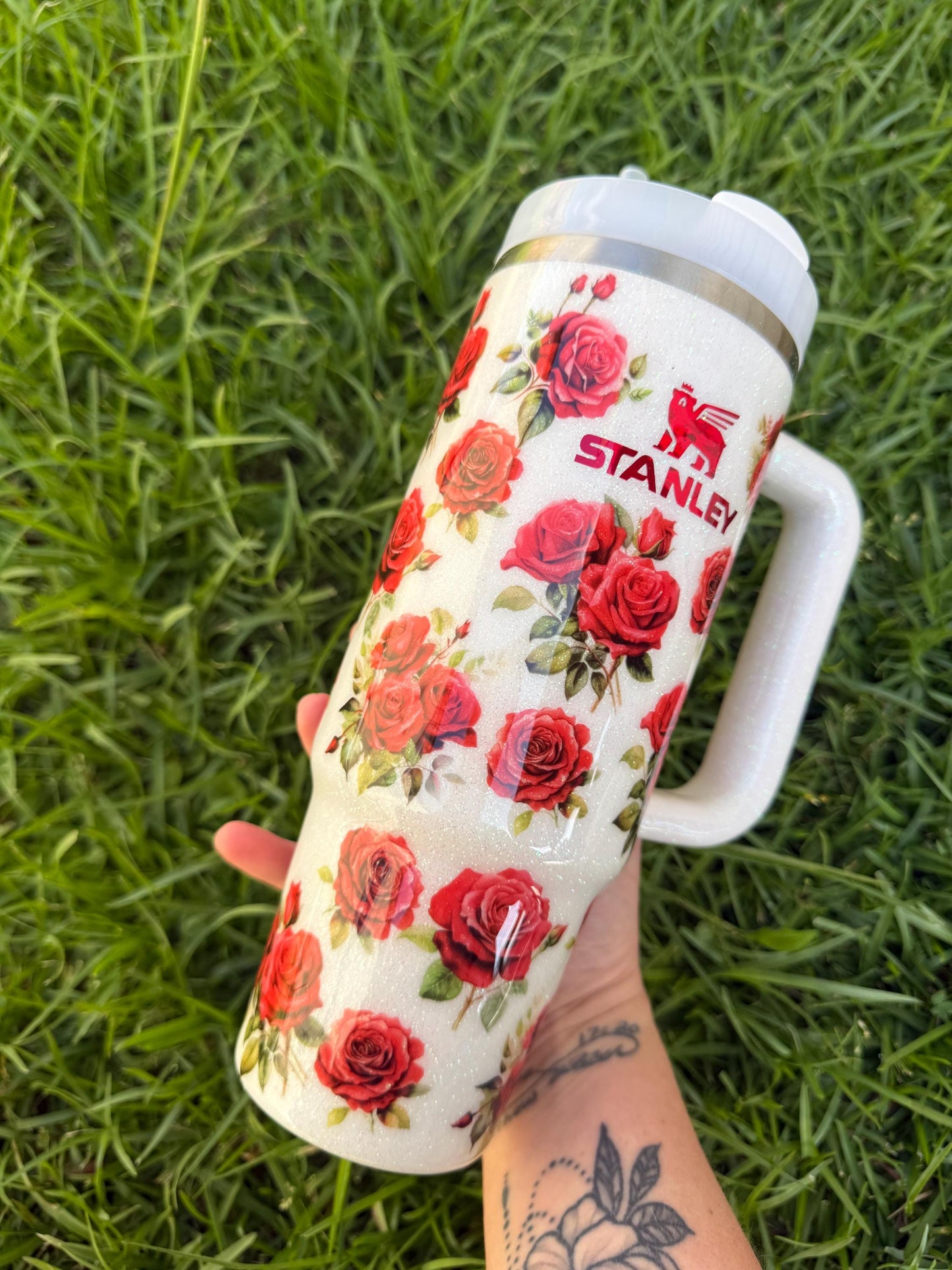 Custom Red Rose Stanley Tumbler 40oz: Personalized Floral Glitter Hydrojug