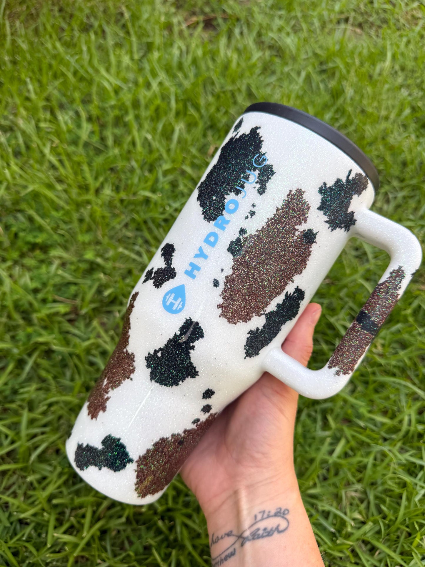 Glitter Cow Print Tumbler: Customized Western Style