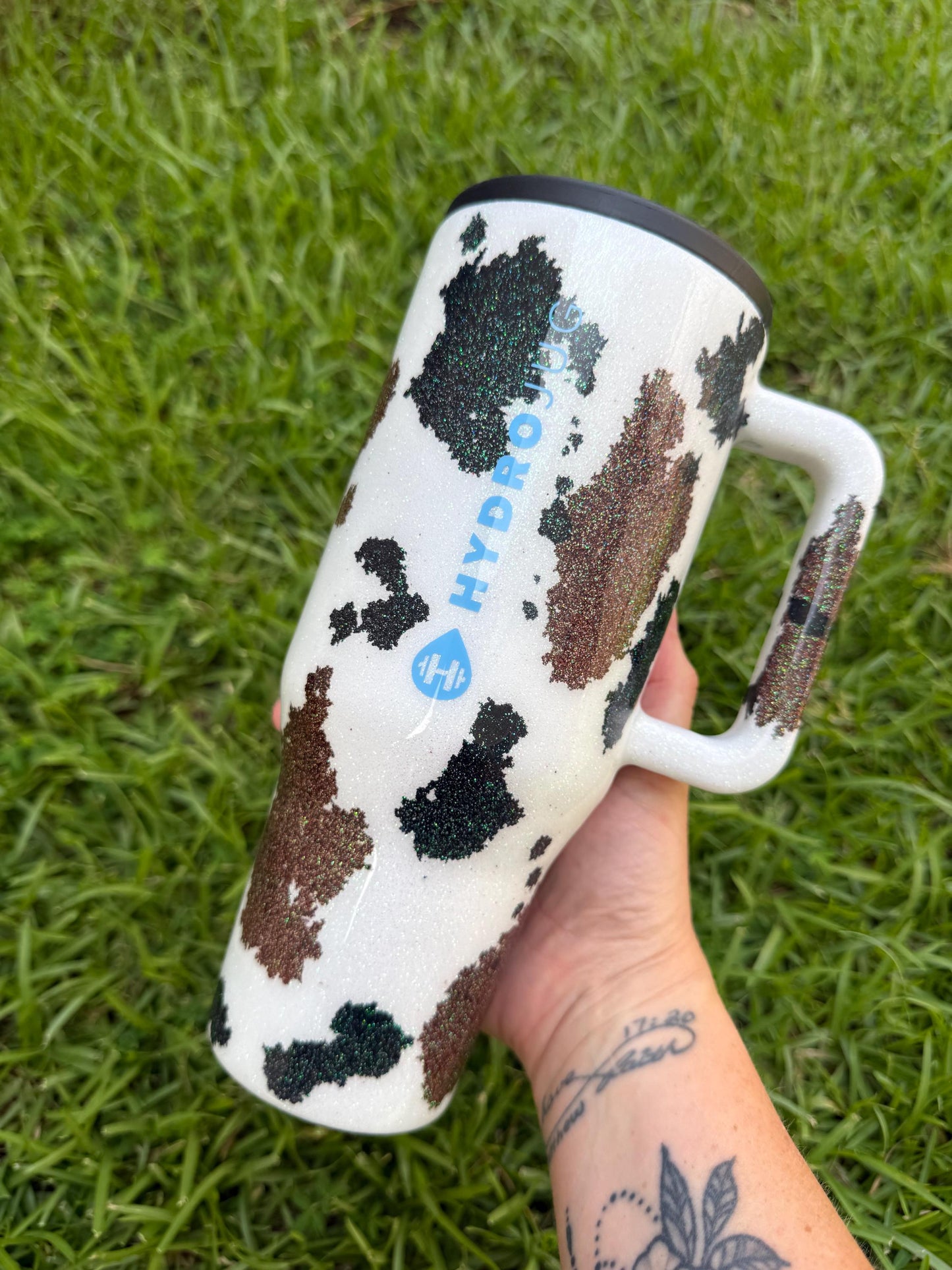 Glitter Cow Print Tumbler: Customized Western Style