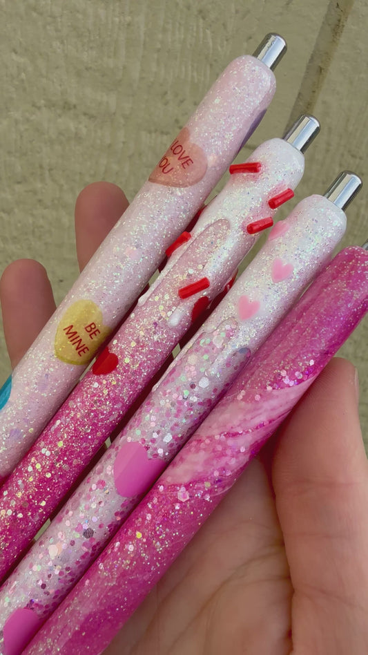 4 Pack Valentine’s Day inkjoy gel Pens!
